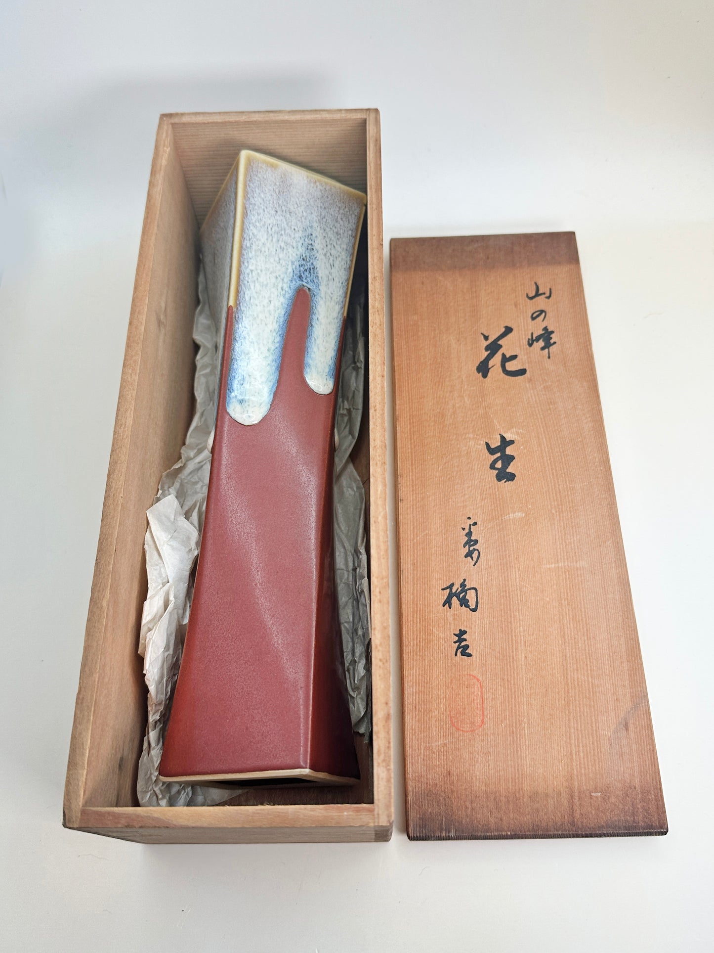 TB111 - Tachikichi Vase Kiyomizu-yaki 清水焼