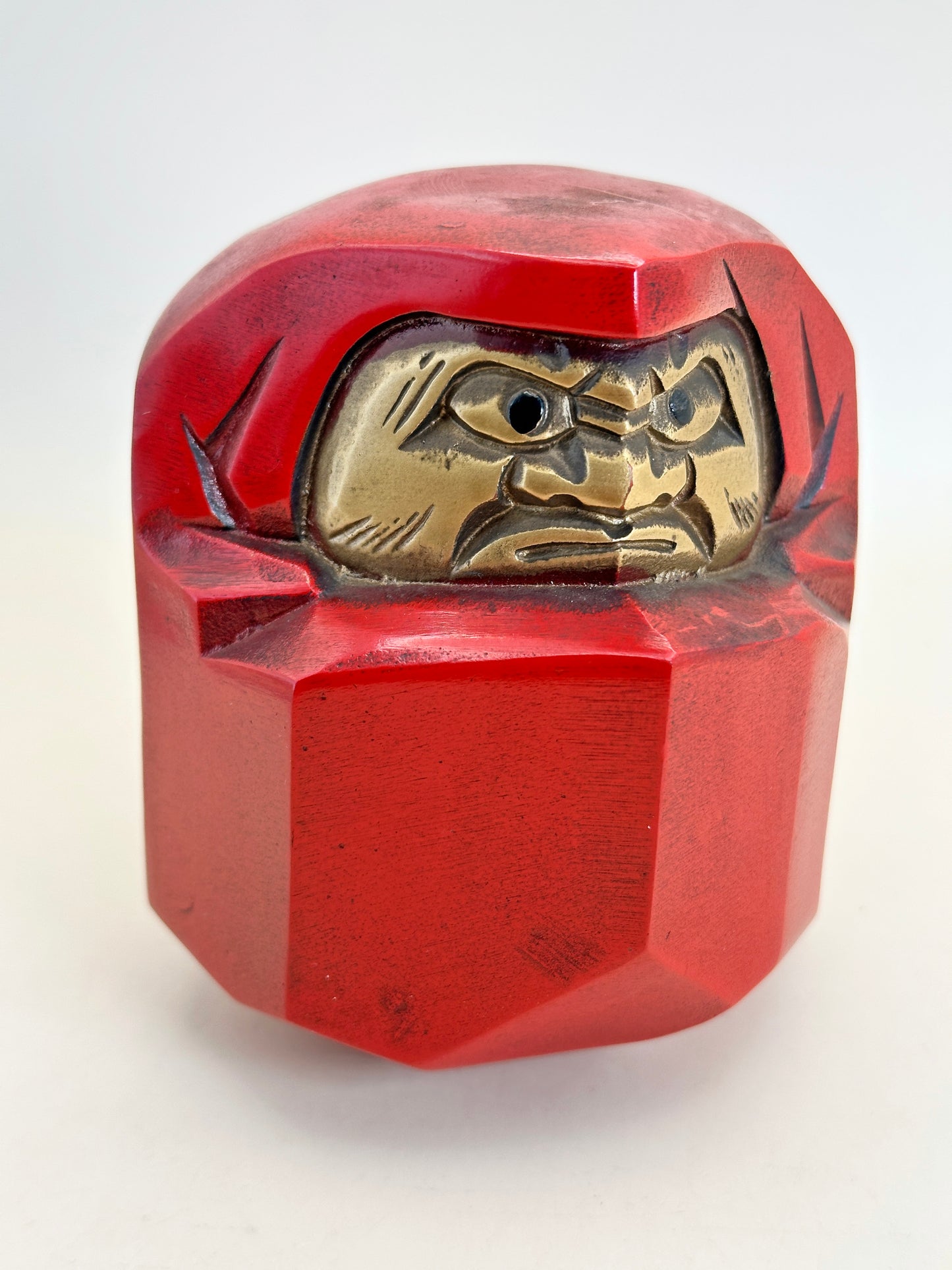 FT255 - Cast Iron Daruma by Zuihō 瑞峰