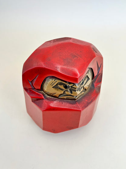 FT255 - Cast Iron Daruma by Zuihō 瑞峰