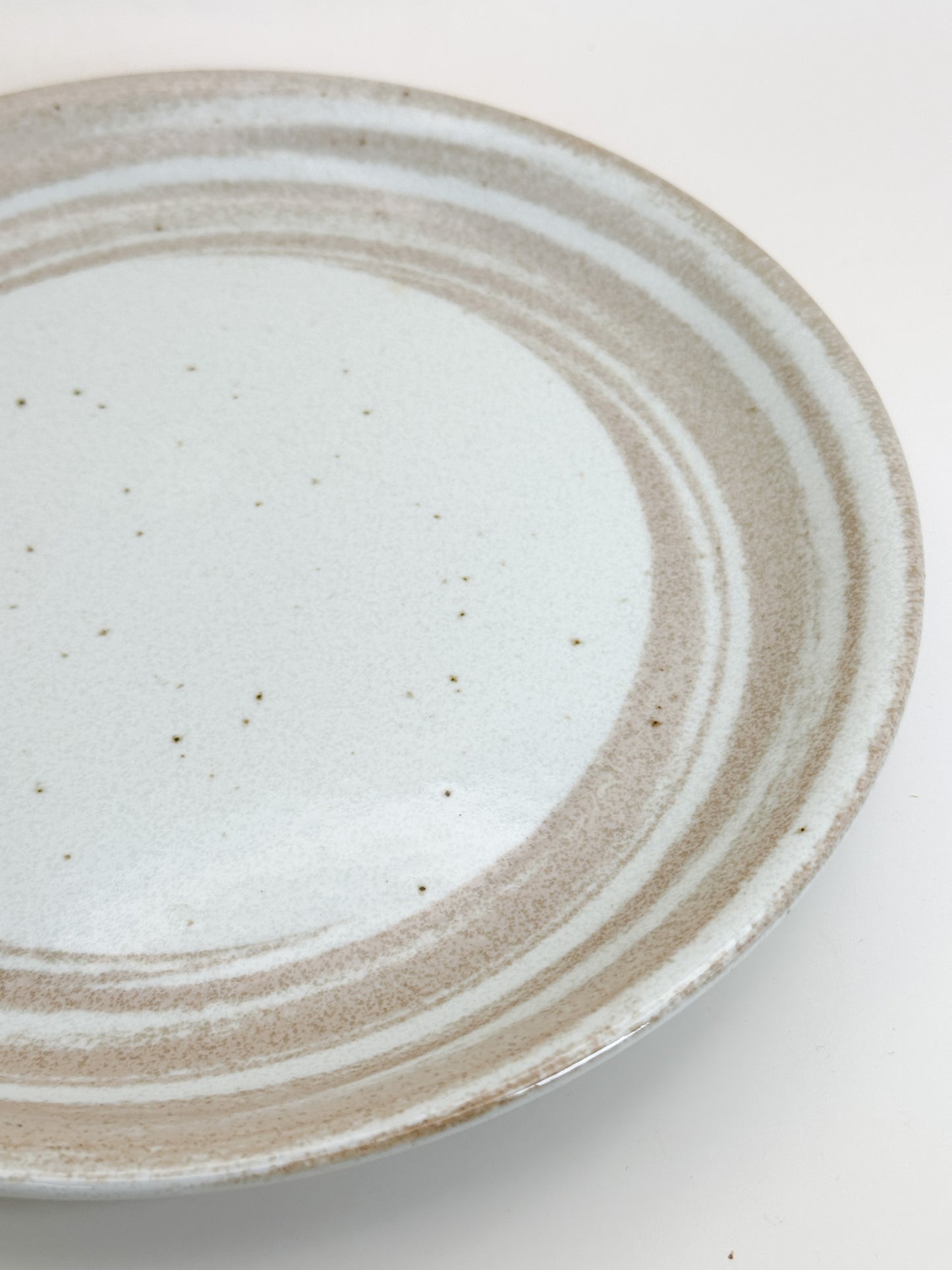 TB369 - Hakeme serving plate by Tachikichi たち吉