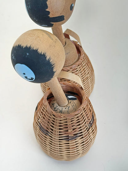 K10196 - Omiyage kokeshi of Izumeko いづめこ