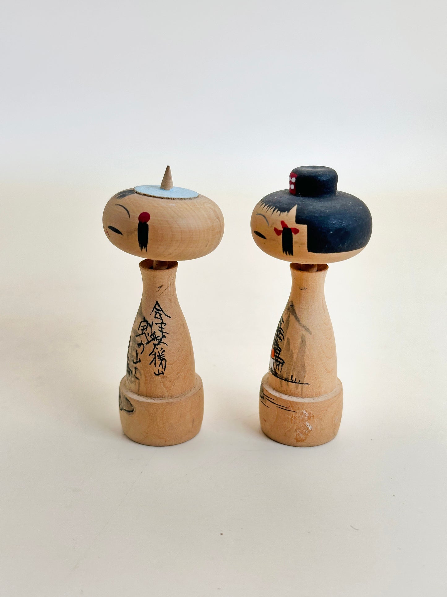 K05053 - Omiyage Kokeshi Pair from Aizu 会津