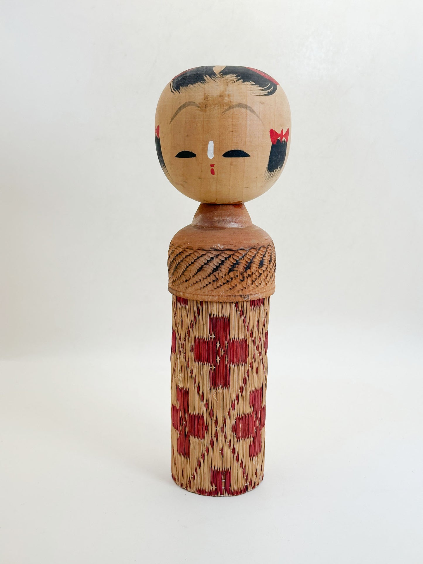 K20165 - Ajiro-ami omiyage kokeshi 網代編み