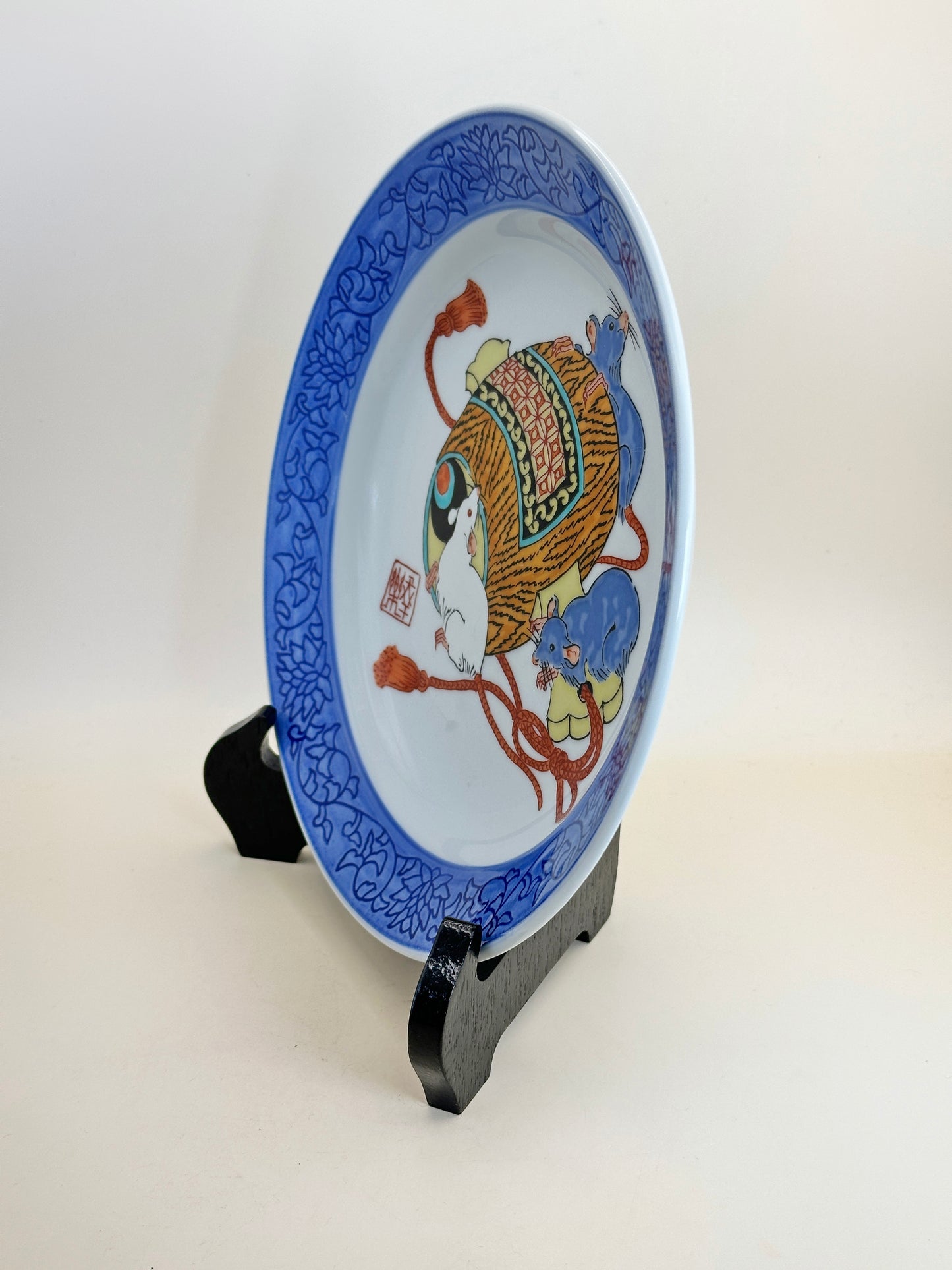 TB102 - Arita Ware Zodiac Mouse by Kōraku Kiln 幸樂窯