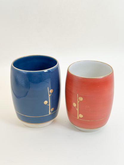 TB375 - Tachikichi Plum Blossom Yunomi Tea Cup Pair たち吉