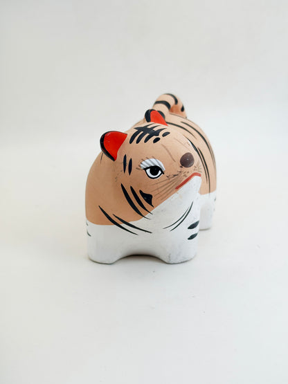 FT533 - Eto Tiger Figurine Kunisadamon 干支 寅