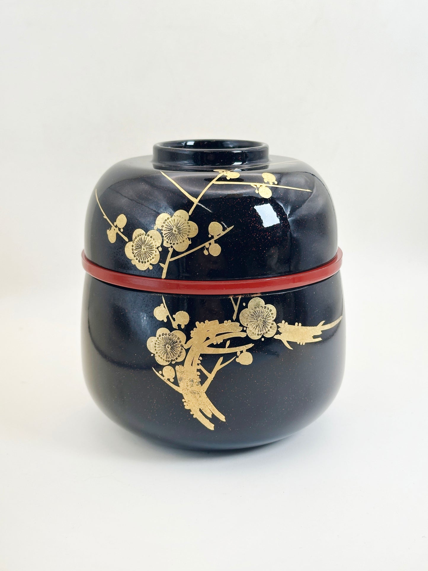 TB376 -  Wajima-nuri Lacquered Bowl with Lid 輪島塗