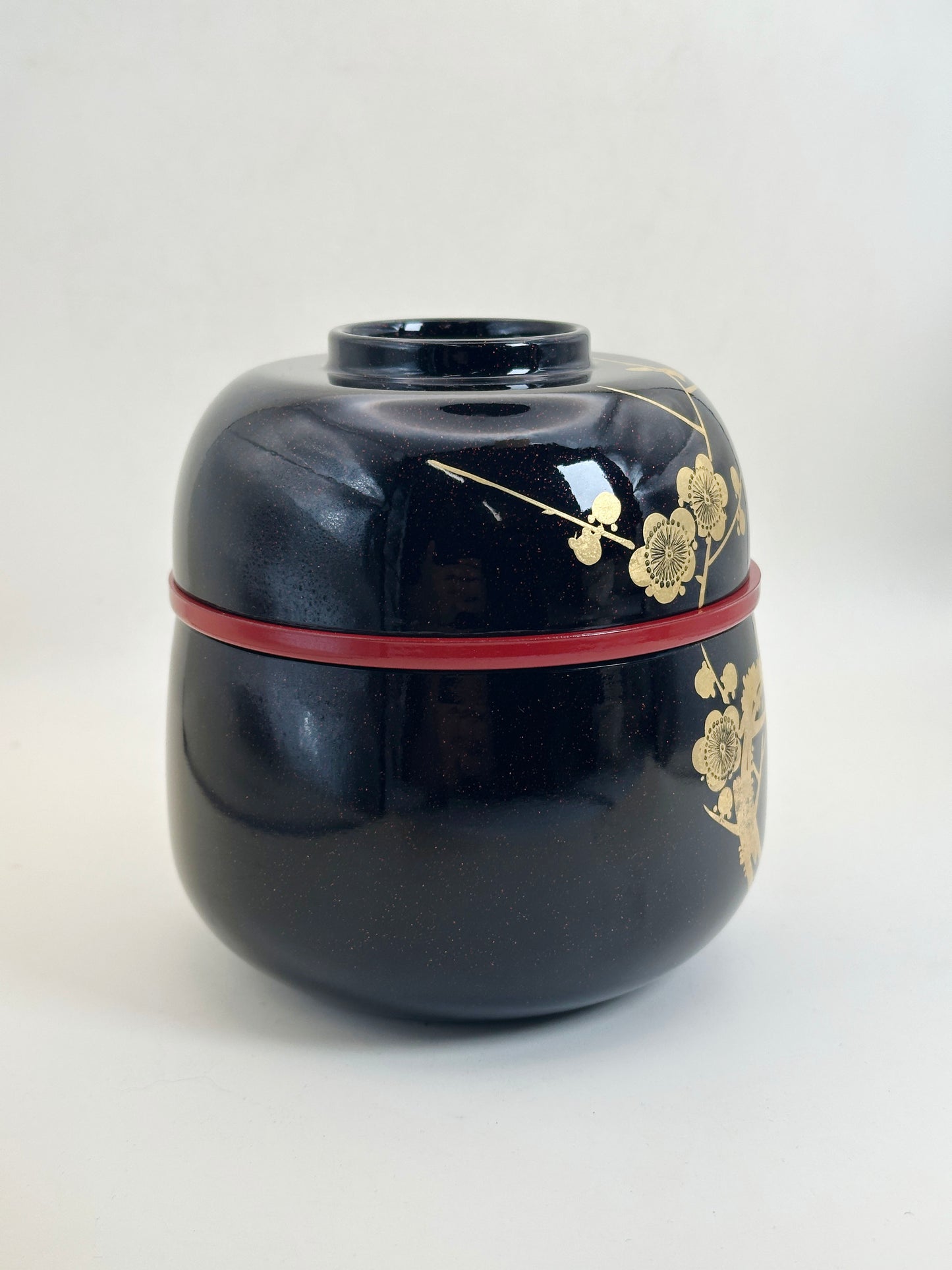 TB376 -  Wajima-nuri Lacquered Bowl with Lid 輪島塗