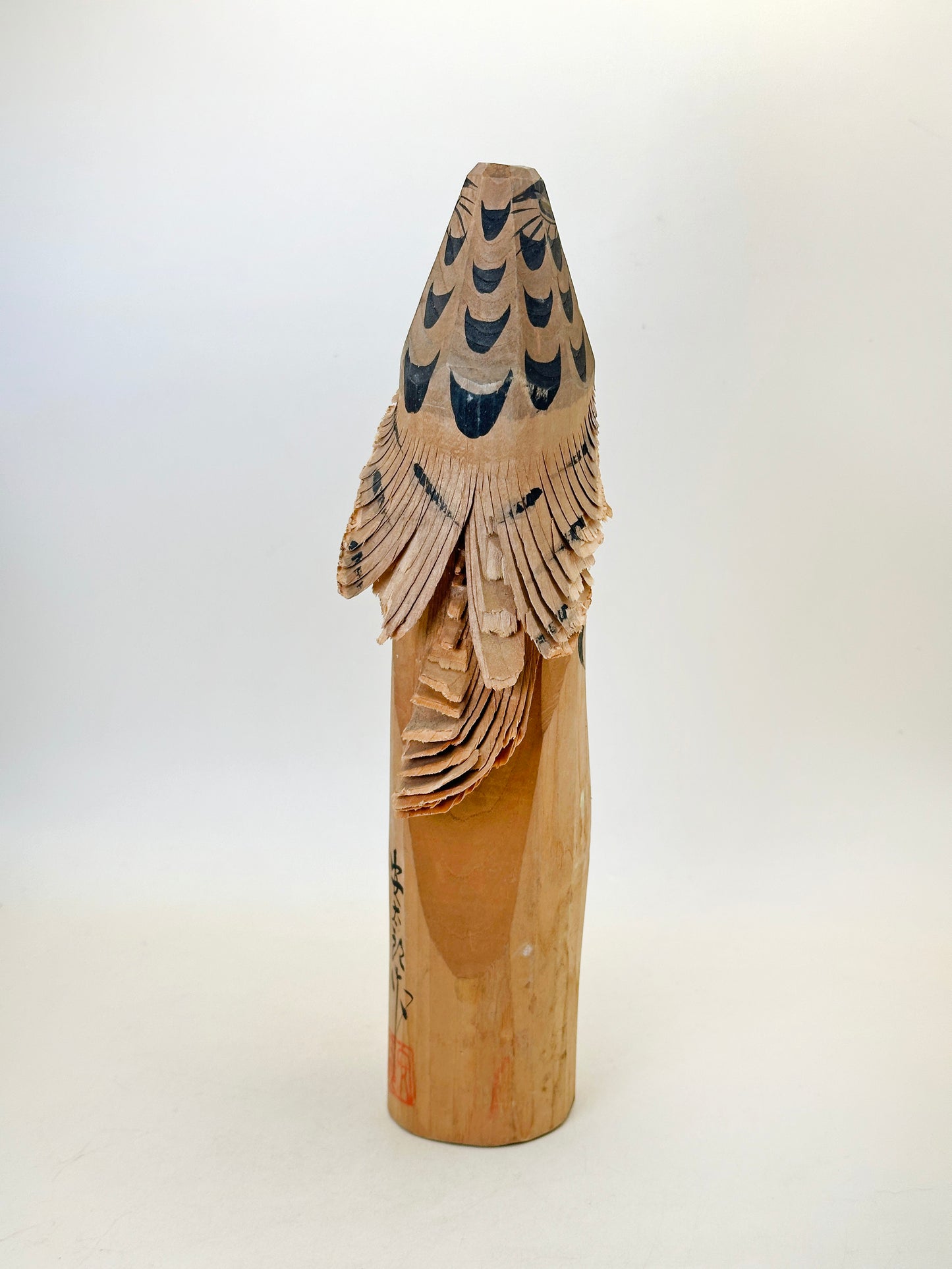 K25147 - Omiyage Sasano Ittōbori Hawk 笹野一刀彫 鷹