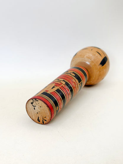 K15139 - Shingata Kokeshi by Shōichi 莊一