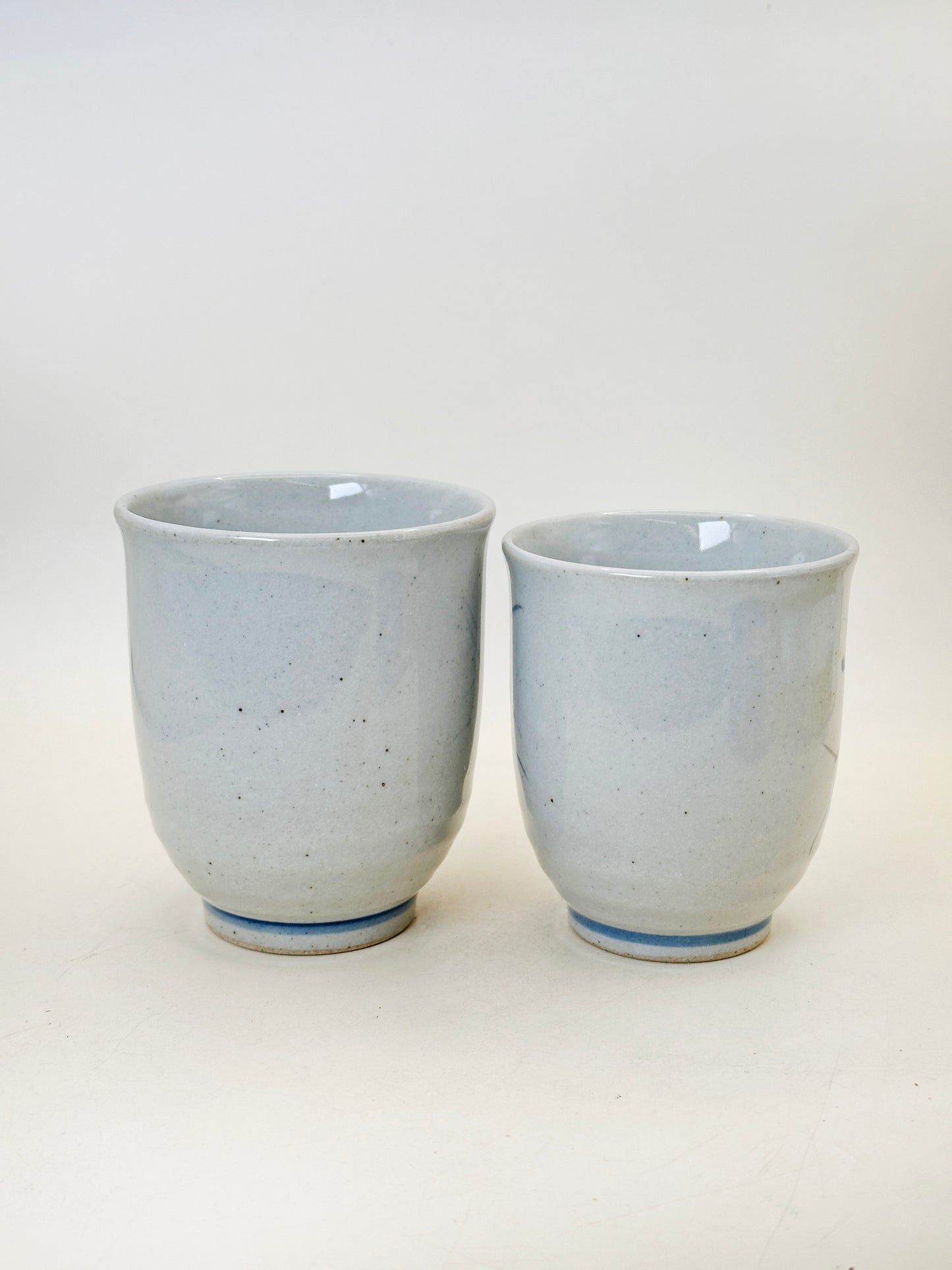 TB230 - Kutani-yaki yunomi tea cups 九谷焼