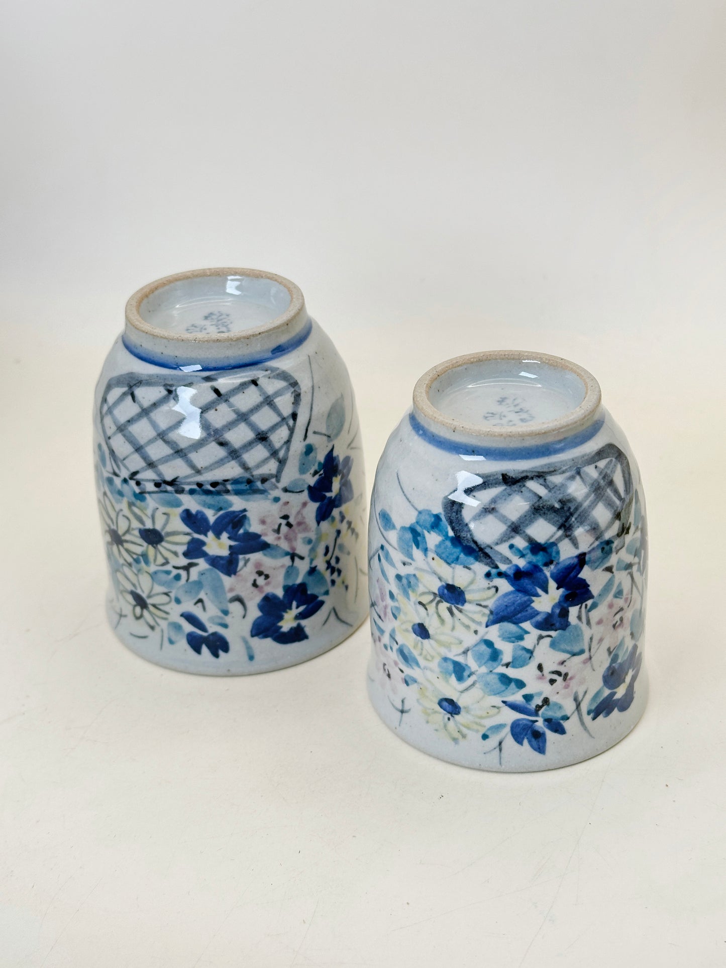 TB230 - Kutani-yaki yunomi tea cups 九谷焼