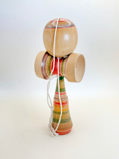 K20104 -  Folk Toy Kokeshi kendama ケン玉