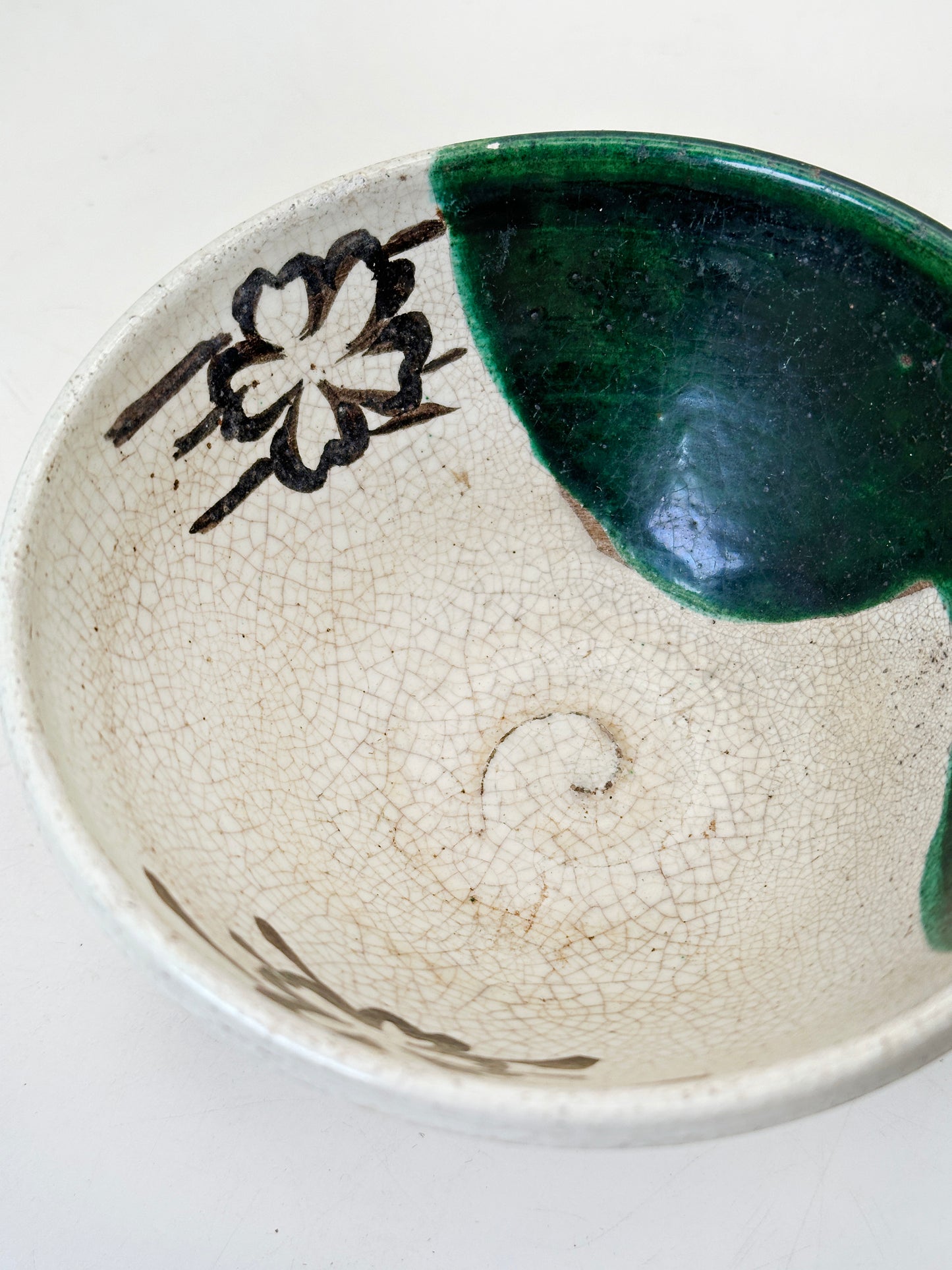 TC88 - Bol à matcha chawan d'Oribe-yaki 織部焼