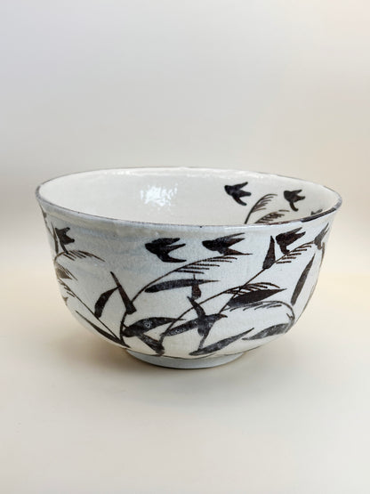 TB116 - Large Akazu-yaki Bowl by Ryūsen 赤津焼