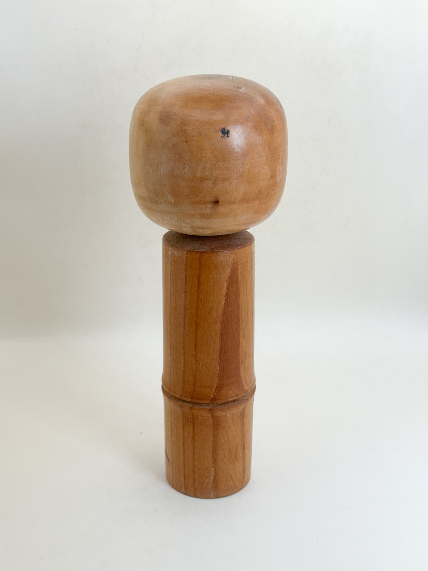 K25211 - Sosaku Shingata by Masao Sato 佐藤桝男