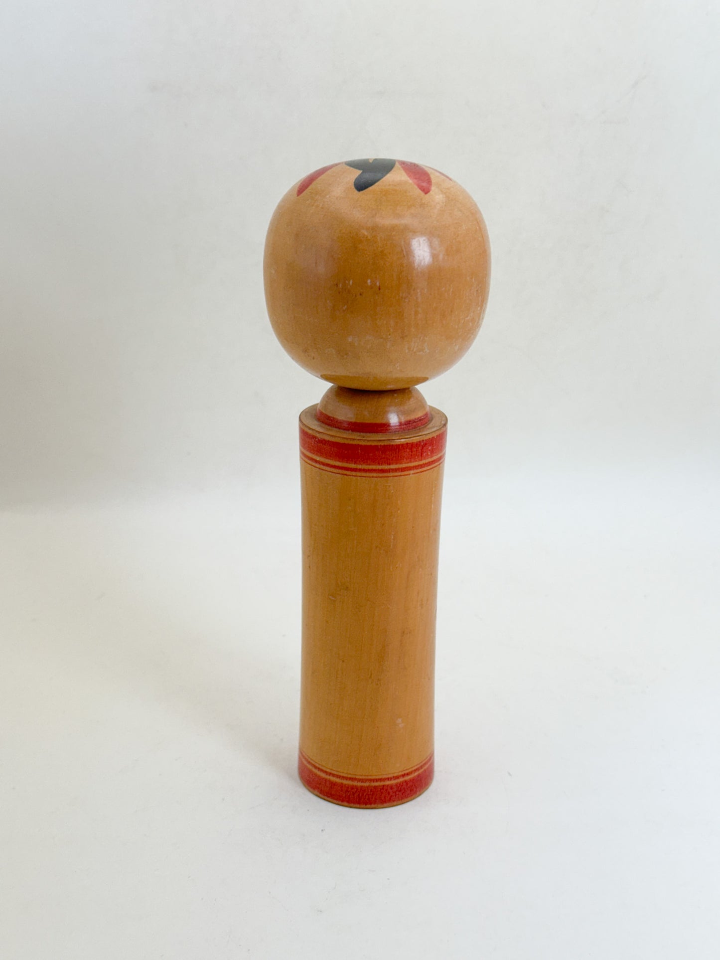 K18177 - Naruko Kokeshi by Yukio Onuma 大沼幸夫
