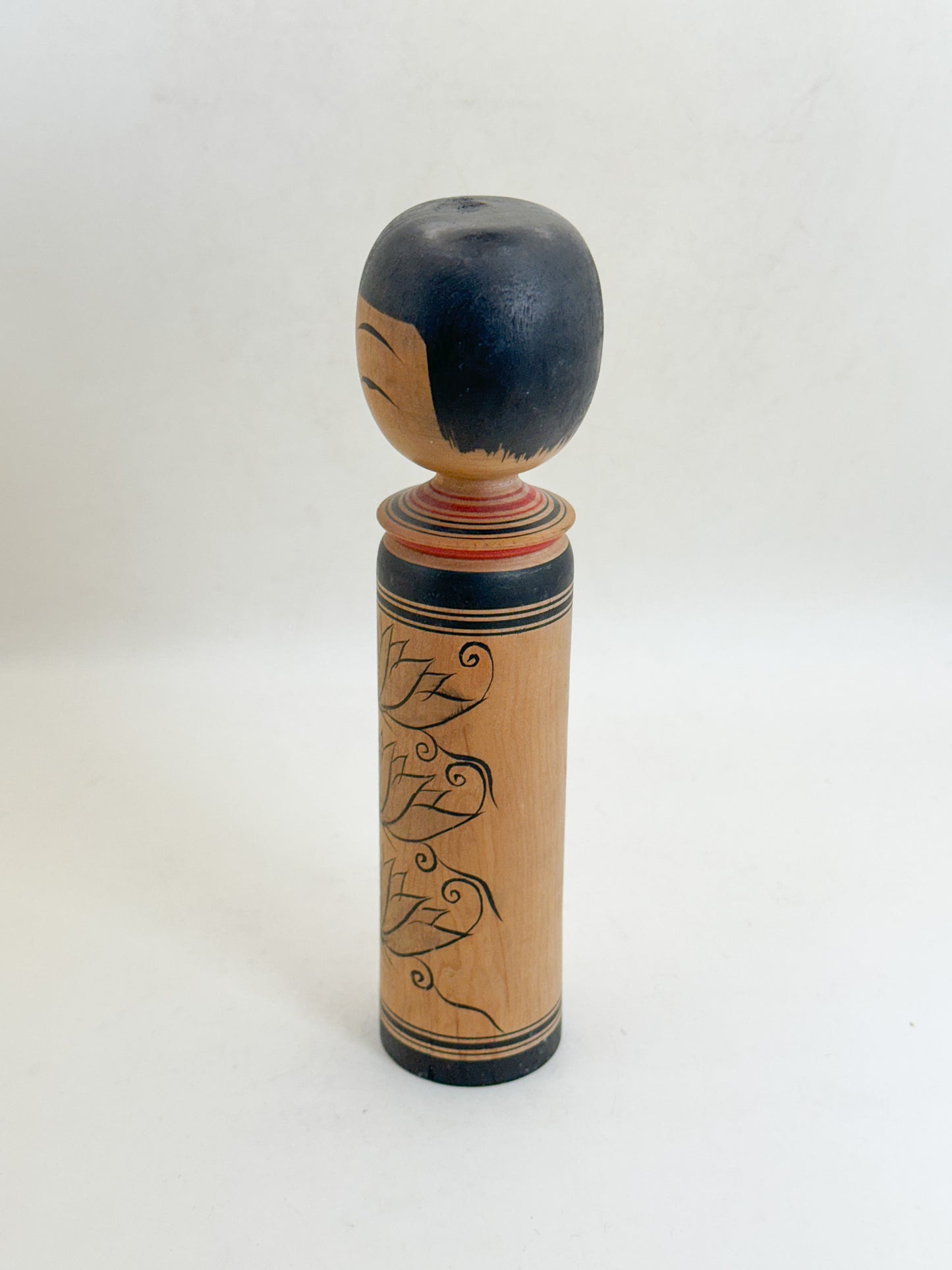 K18173 - Tsugaru Kokeshi by Fumio Muramoto 村元文雄