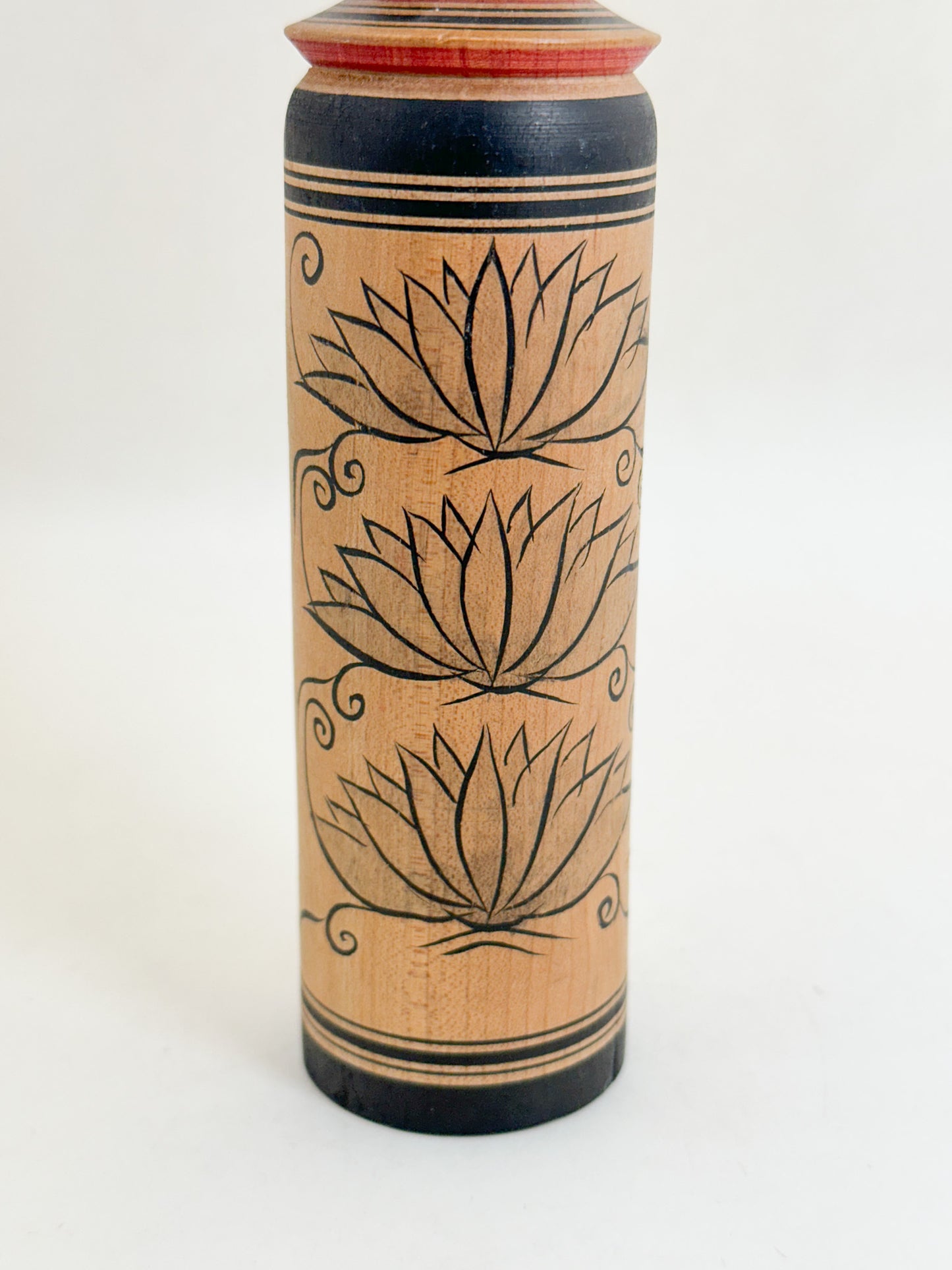 K18173 - Tsugaru Kokeshi by Fumio Muramoto 村元文雄