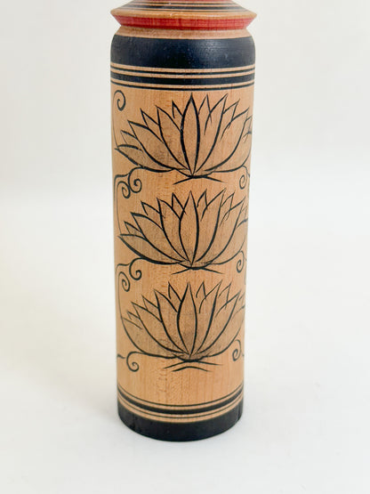 K18173 - Tsugaru Kokeshi by Fumio Muramoto 村元文雄