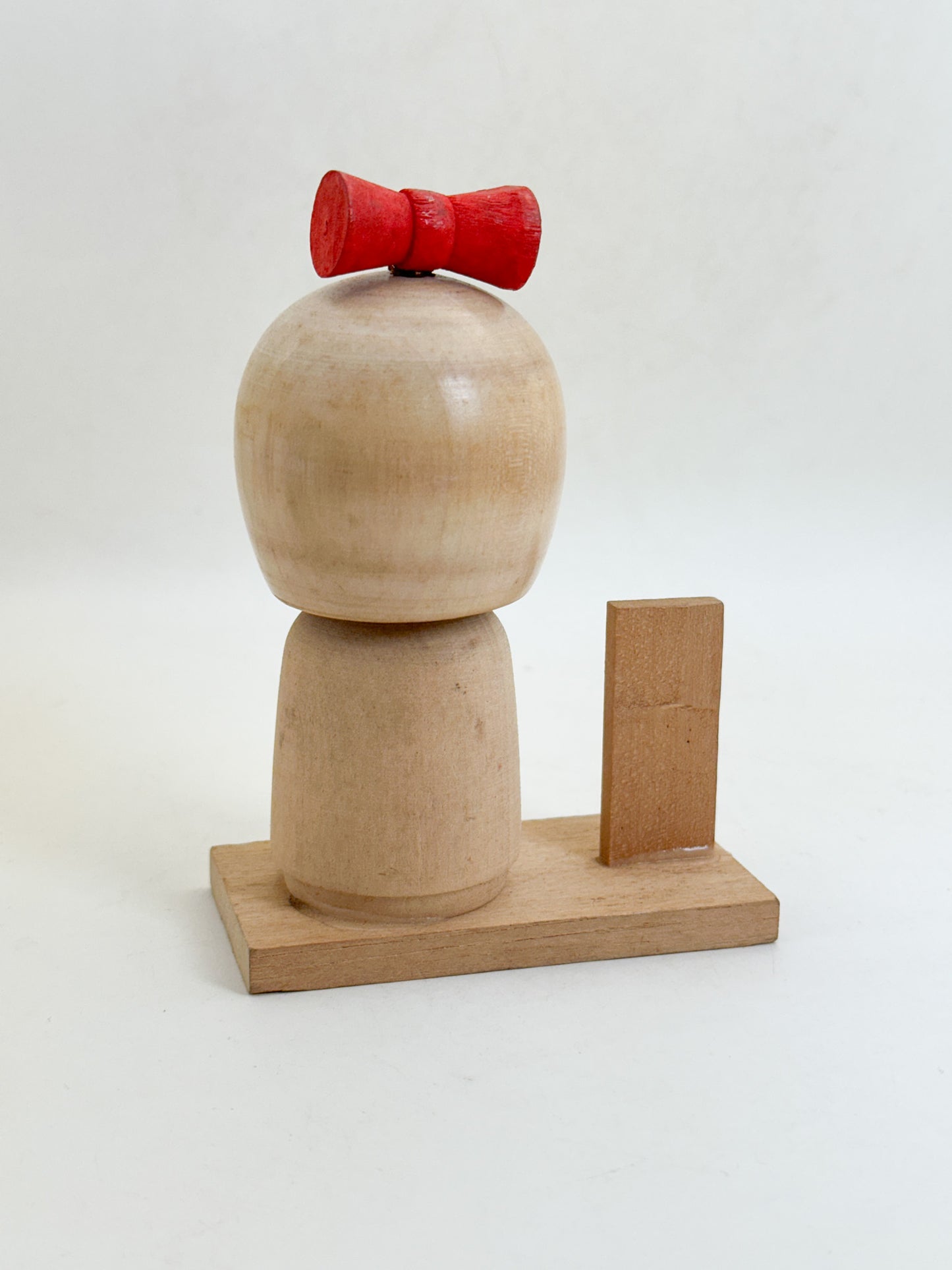 K15175 - Sosaku kokeshi by Minori 美徳