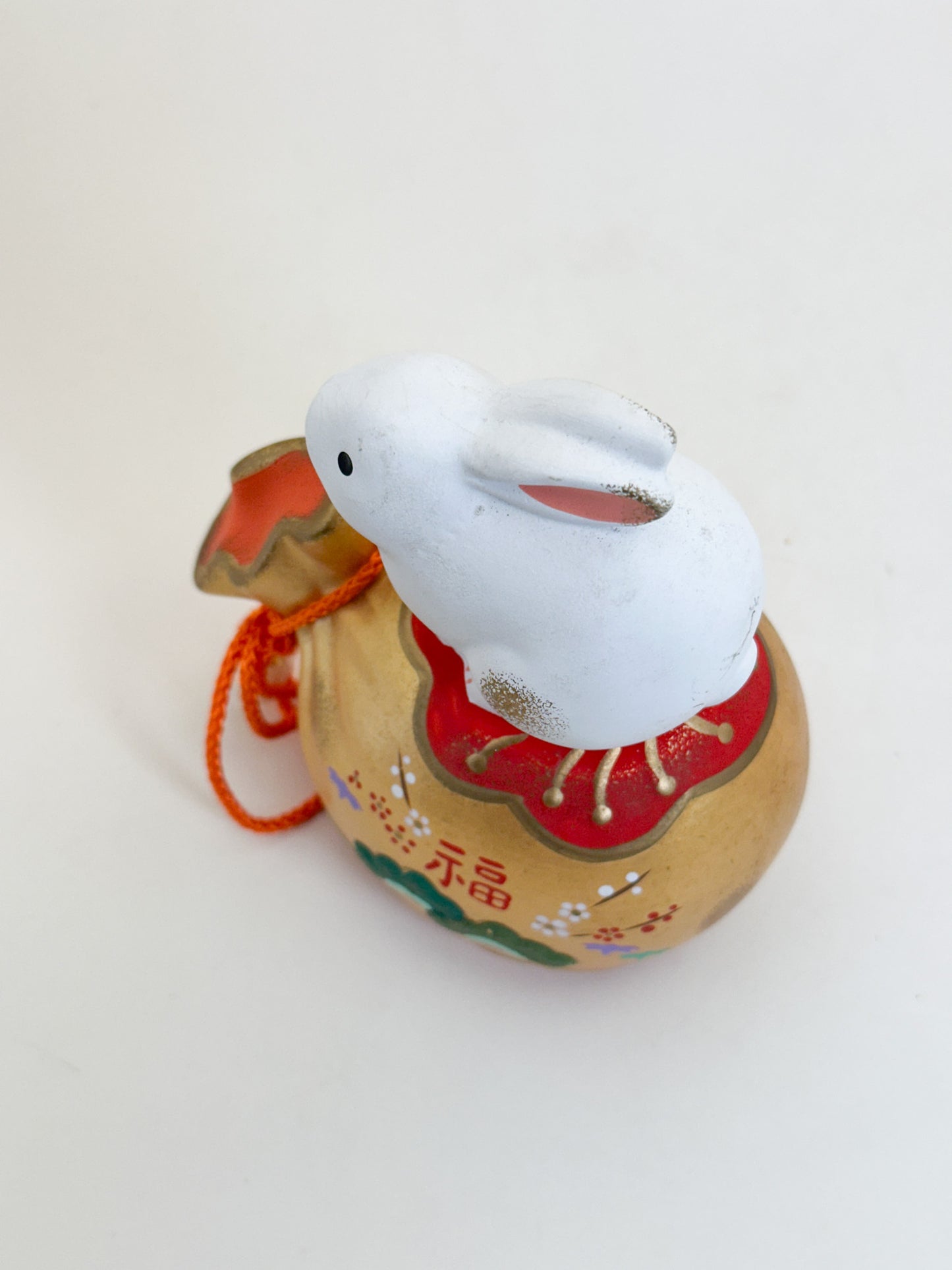 FT546 - Rabbit zodiac figurine by Yakushigama 薬師窯