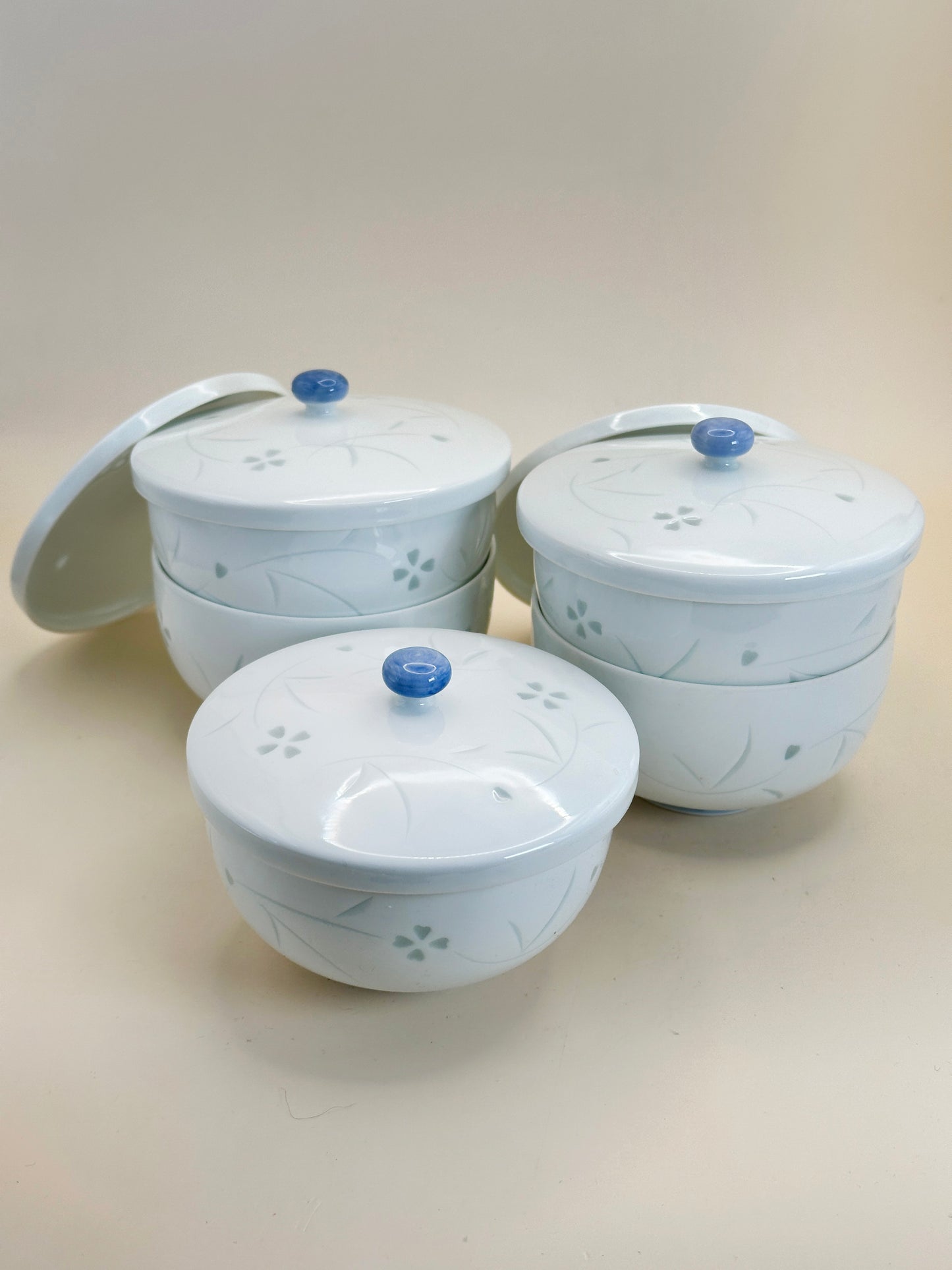 TB122 - Lidded Porcelain Tea Cup Set by Kōzan-gama 幸山窯