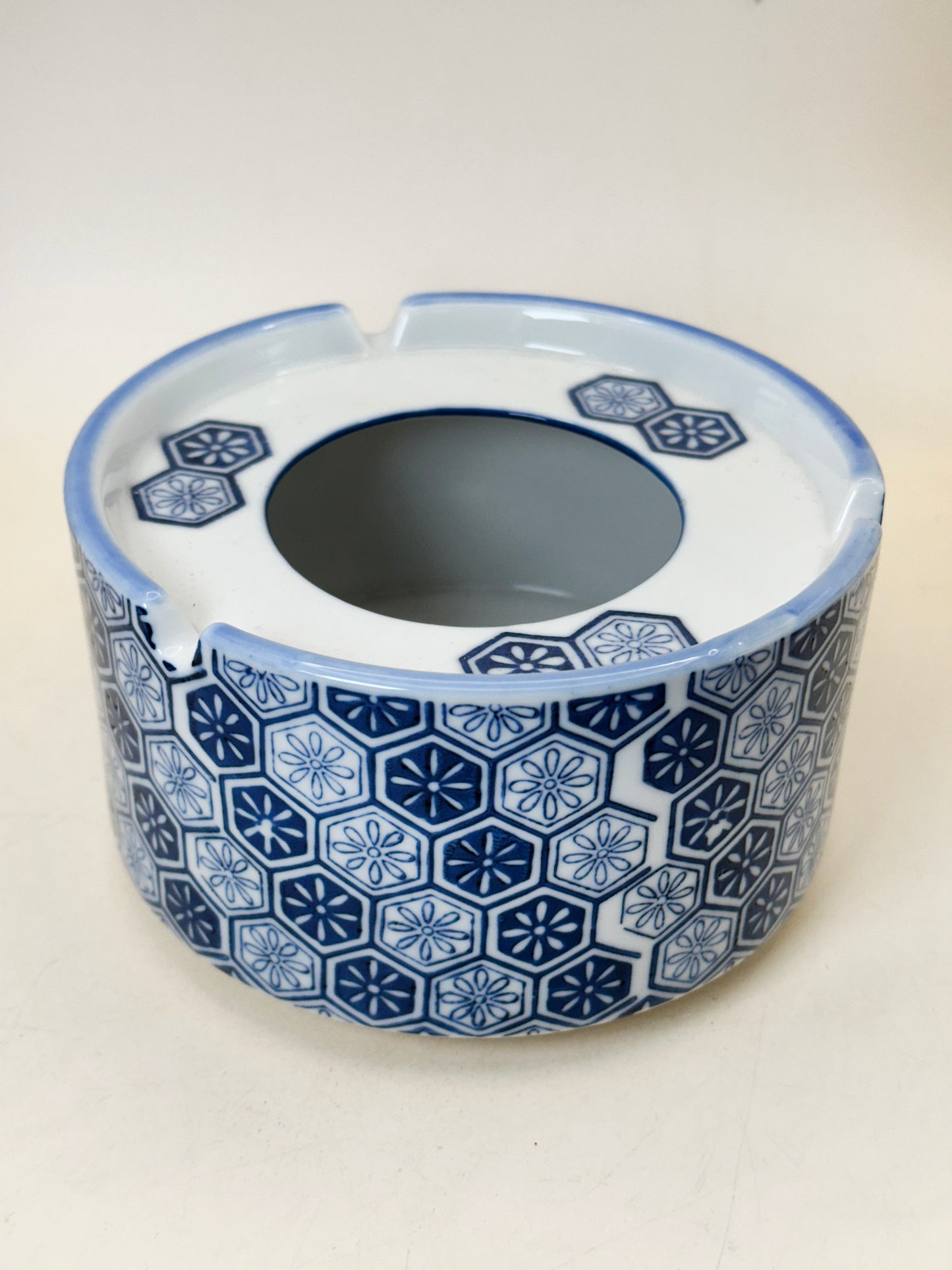 TB237 - Porcelain Ashtray Arita-yaki 有田焼
