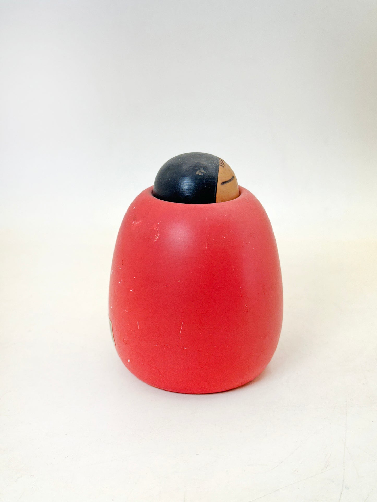 K10210 - Sosaku Kokeshi por Sekiguchi Tōa 関口東亜