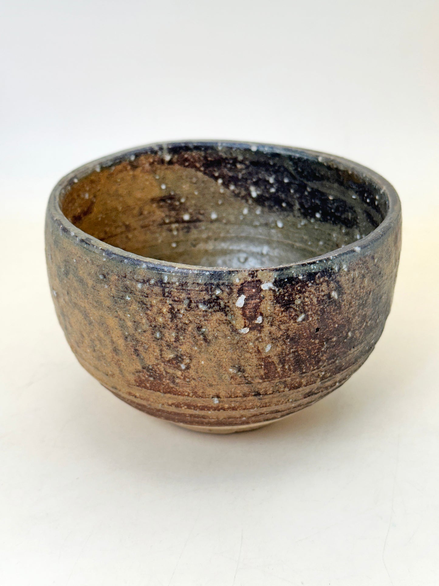 TB240 - Bol à matcha chawan Shigaraki-yaki 信楽焼