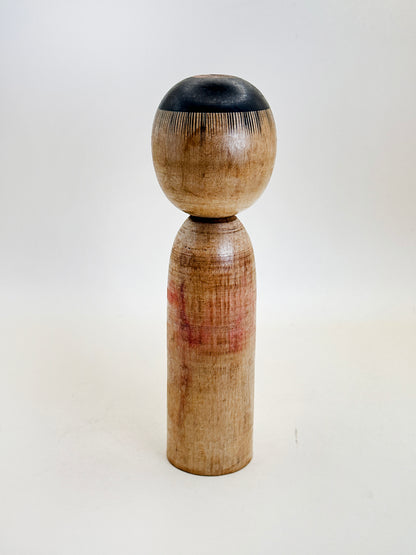 K18178 - Yajiro Kokeshi by Niiyama Sanai 新山左内