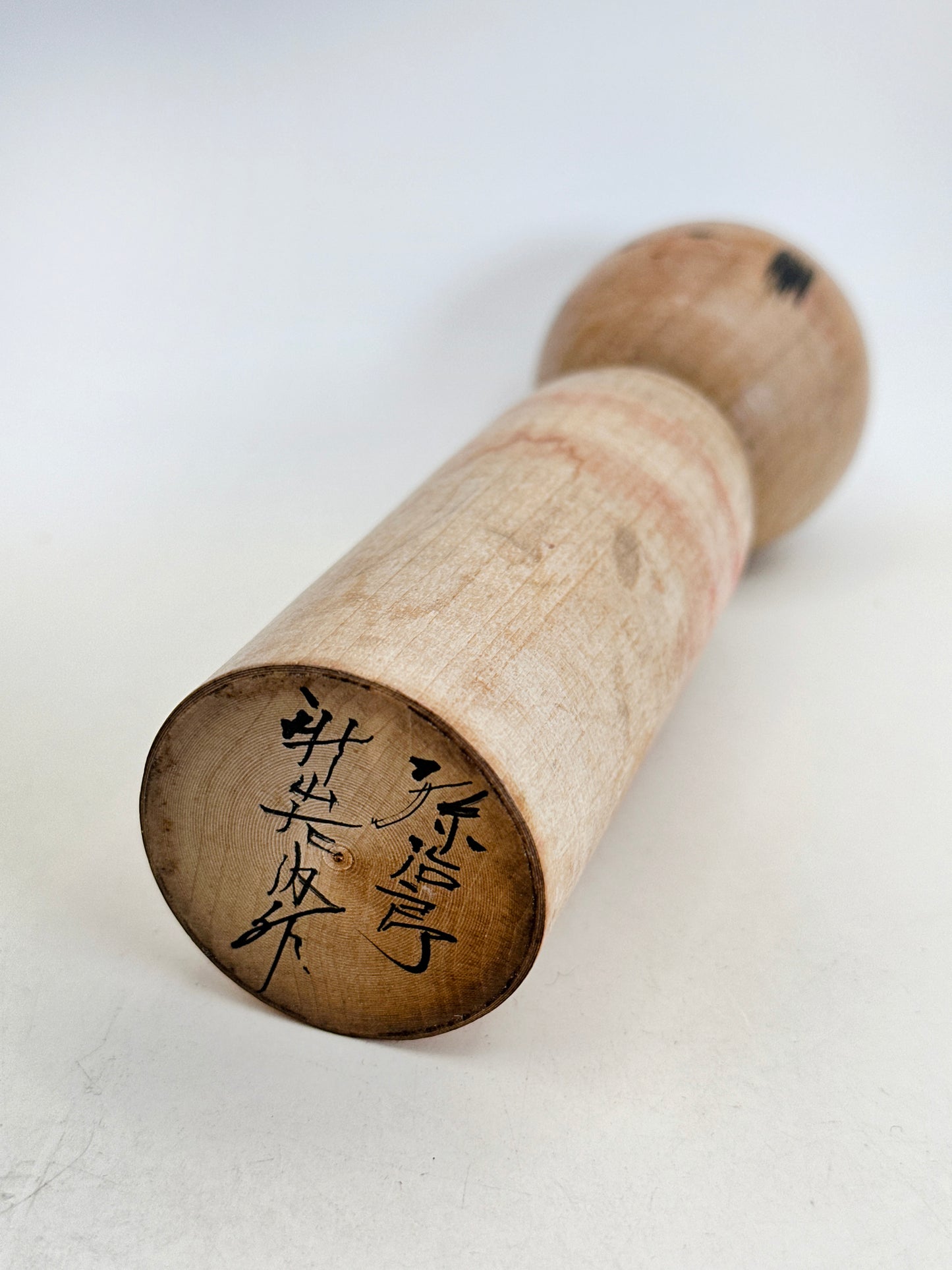 K18178 - Yajiro Kokeshi by Niiyama Sanai 新山左内