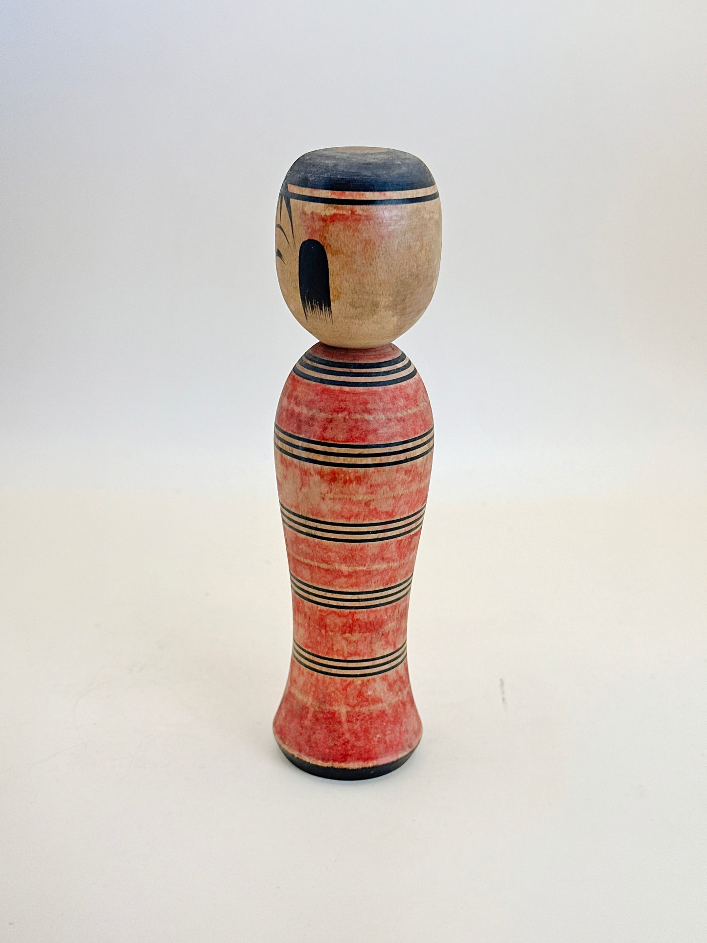 K15106 - Tsuchiyu-style kokeshi by Hiromichi Saito 斎藤弘道