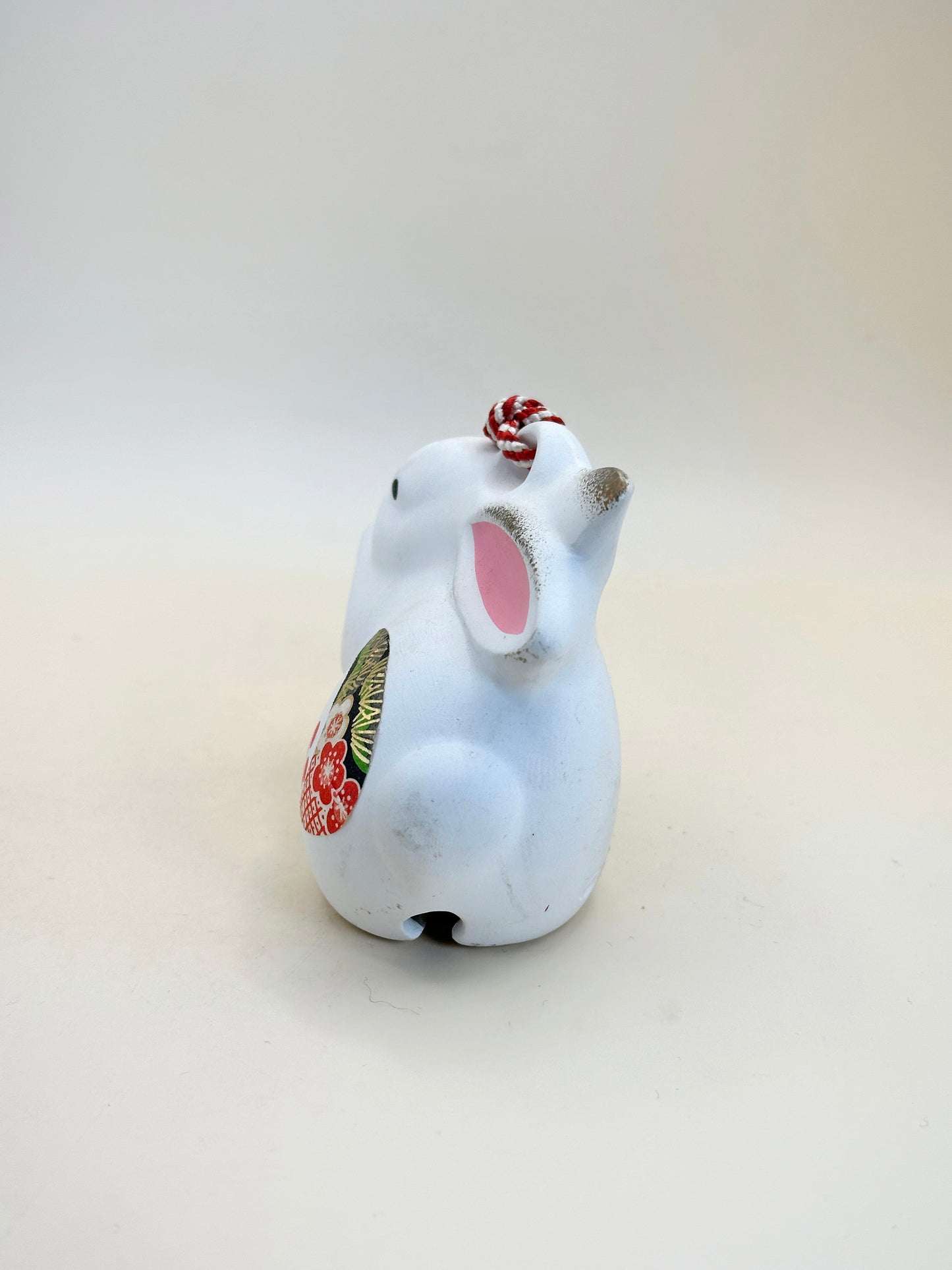 CB118 - Rabbit Dorei Bell – Yakushigama 薬師窯