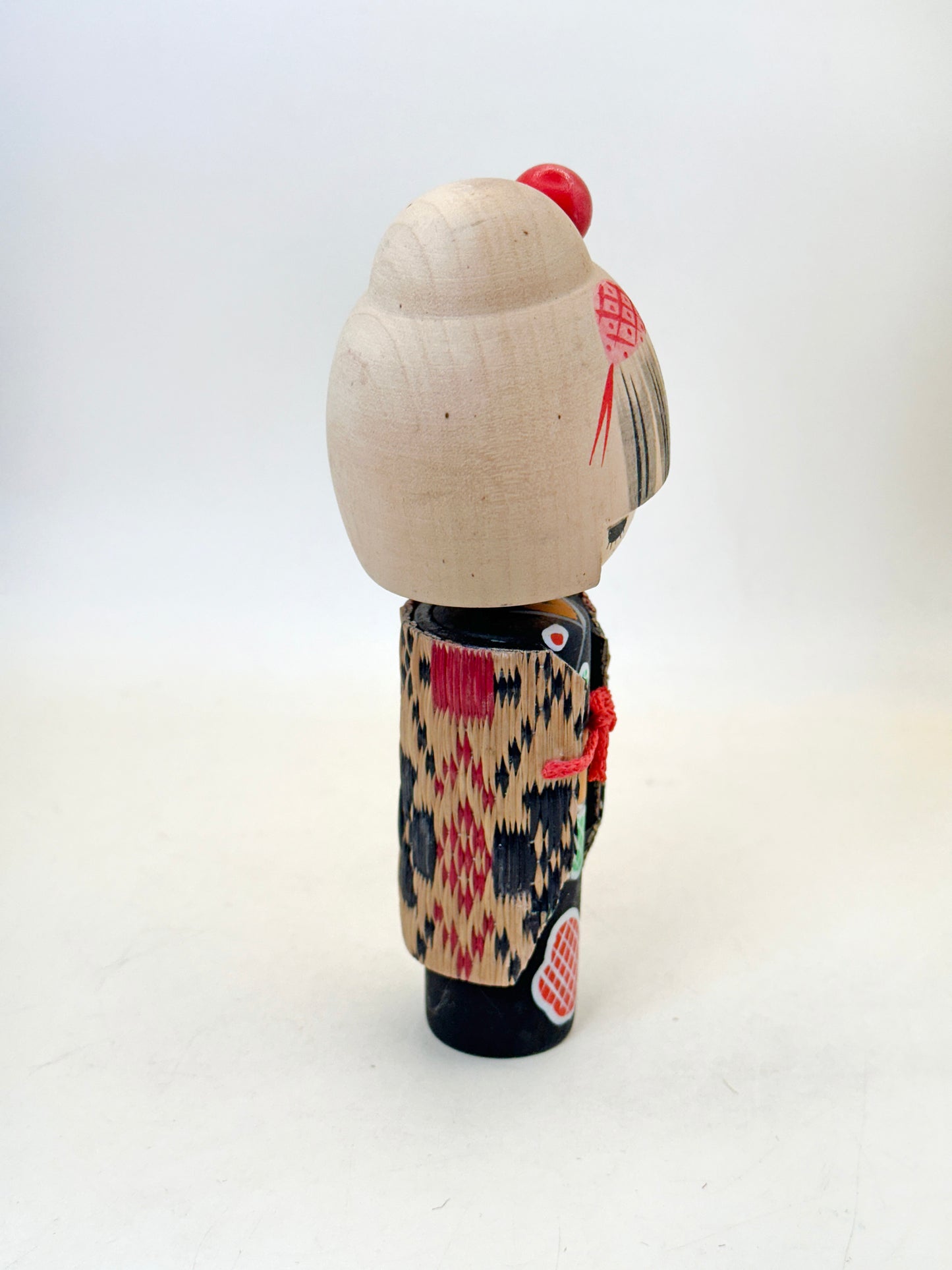 K15146 - Sosaku kokeshi by Sōgen 草玄