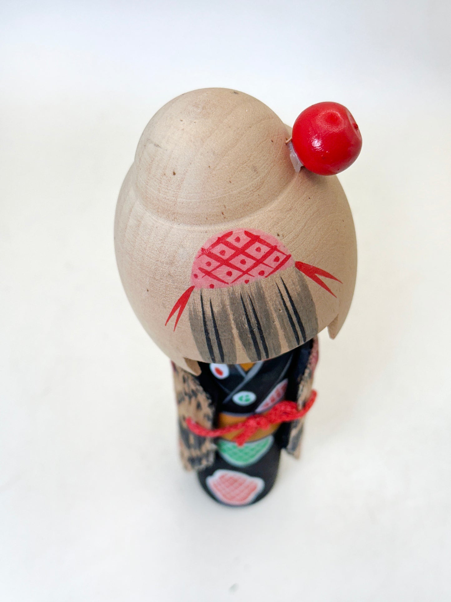 K15146 - Sosaku kokeshi by Sōgen 草玄