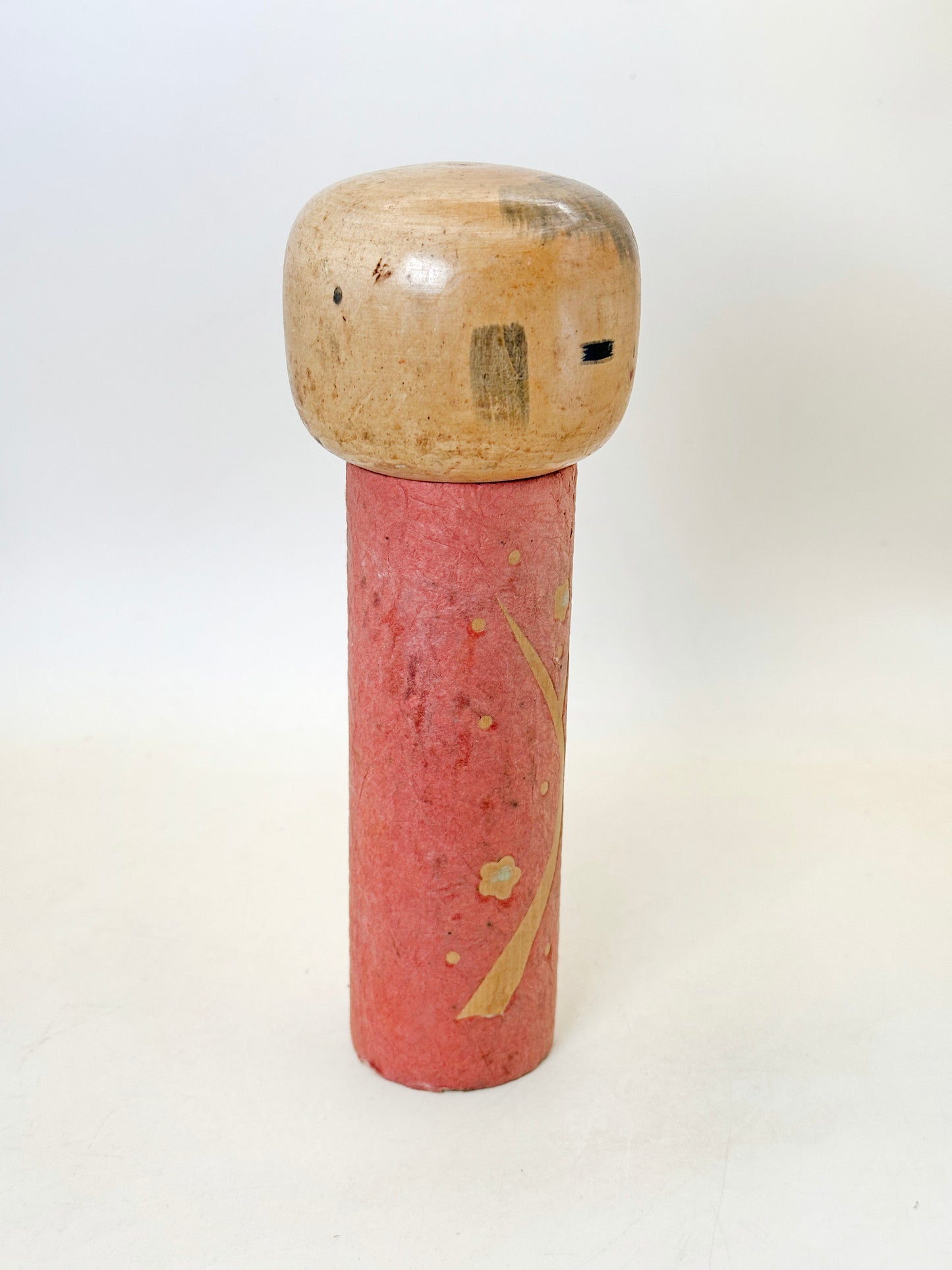 K18149 - Sōsaku kokeshi de Eiko Shibata 柴田栄子