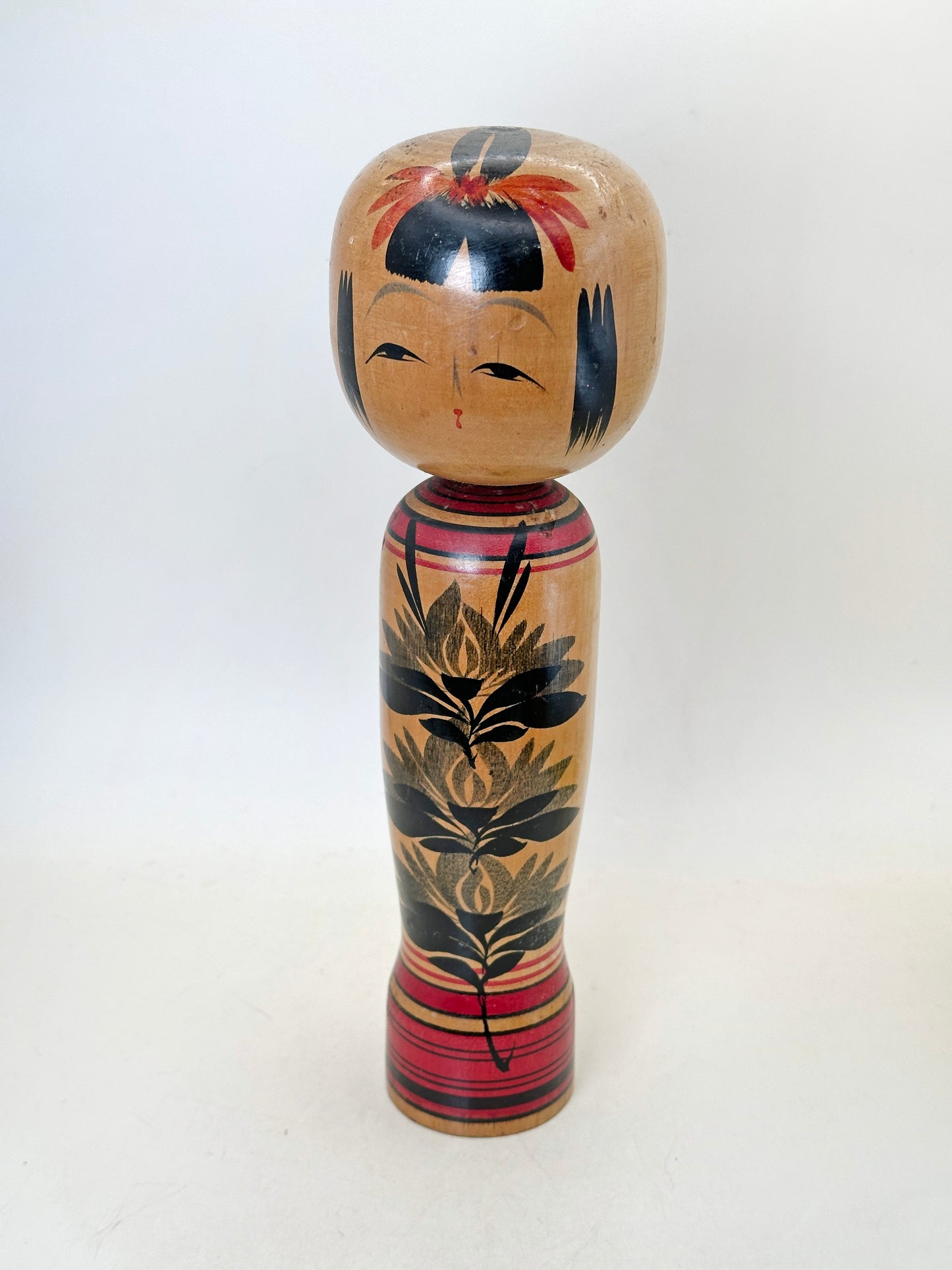 K25191 - Sosaku Shingata Kokeshi by Mitsuo 光男