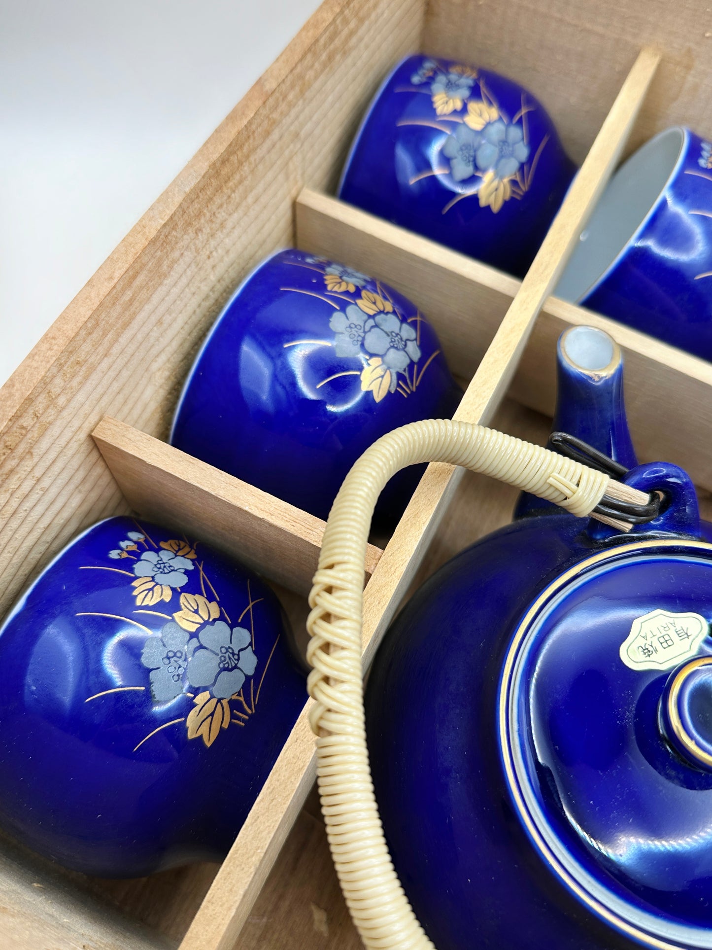 TB132 - Arita-yaki Teapot Set by Seitō 西陶 – 有田焼