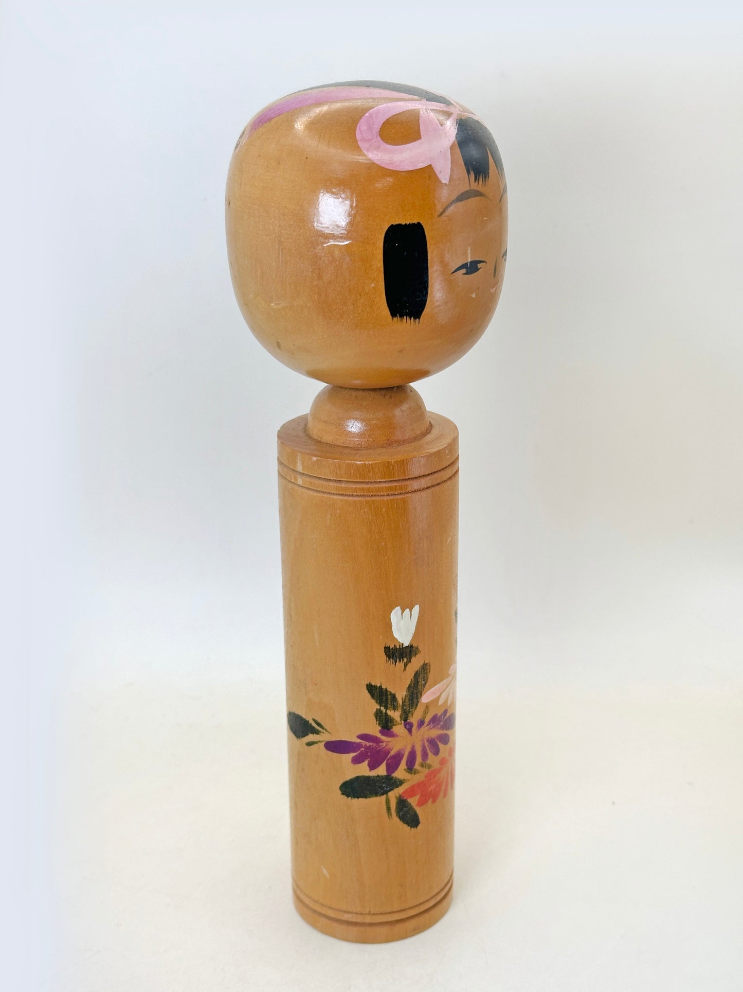 K25156 - Sōsaku Kokeshi de Takahashi Hashime 髙橋はしめ