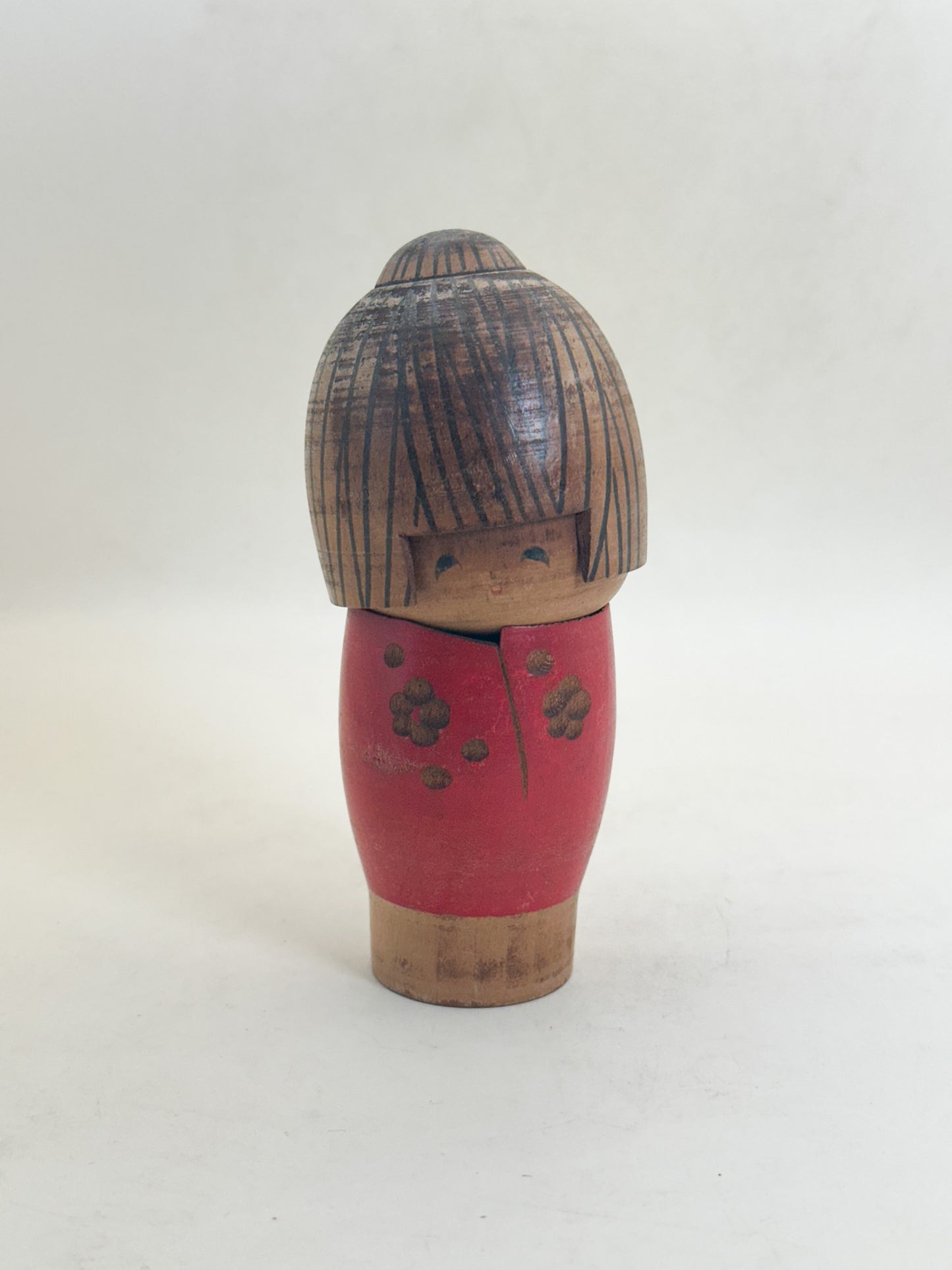 K15177 - Sōsaku Kokeshi by Sansaku Sekiguchi 関口三作