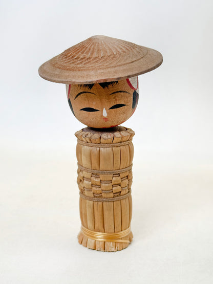 K10212 - Kokeshi Omiyage de vid yamabudō 山葡萄