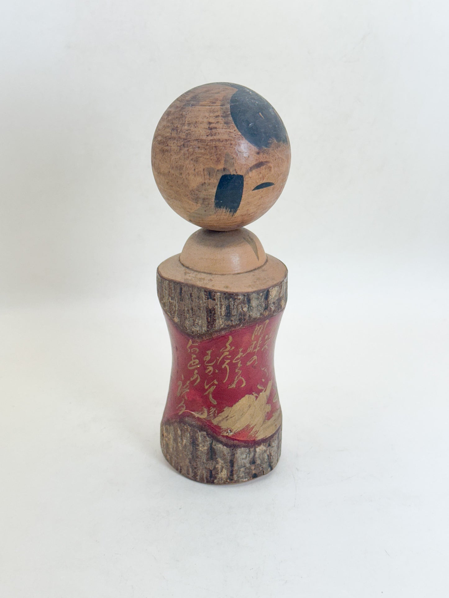 K18179 - Omiyage Kokeshi from Lake Towada 十和田湖