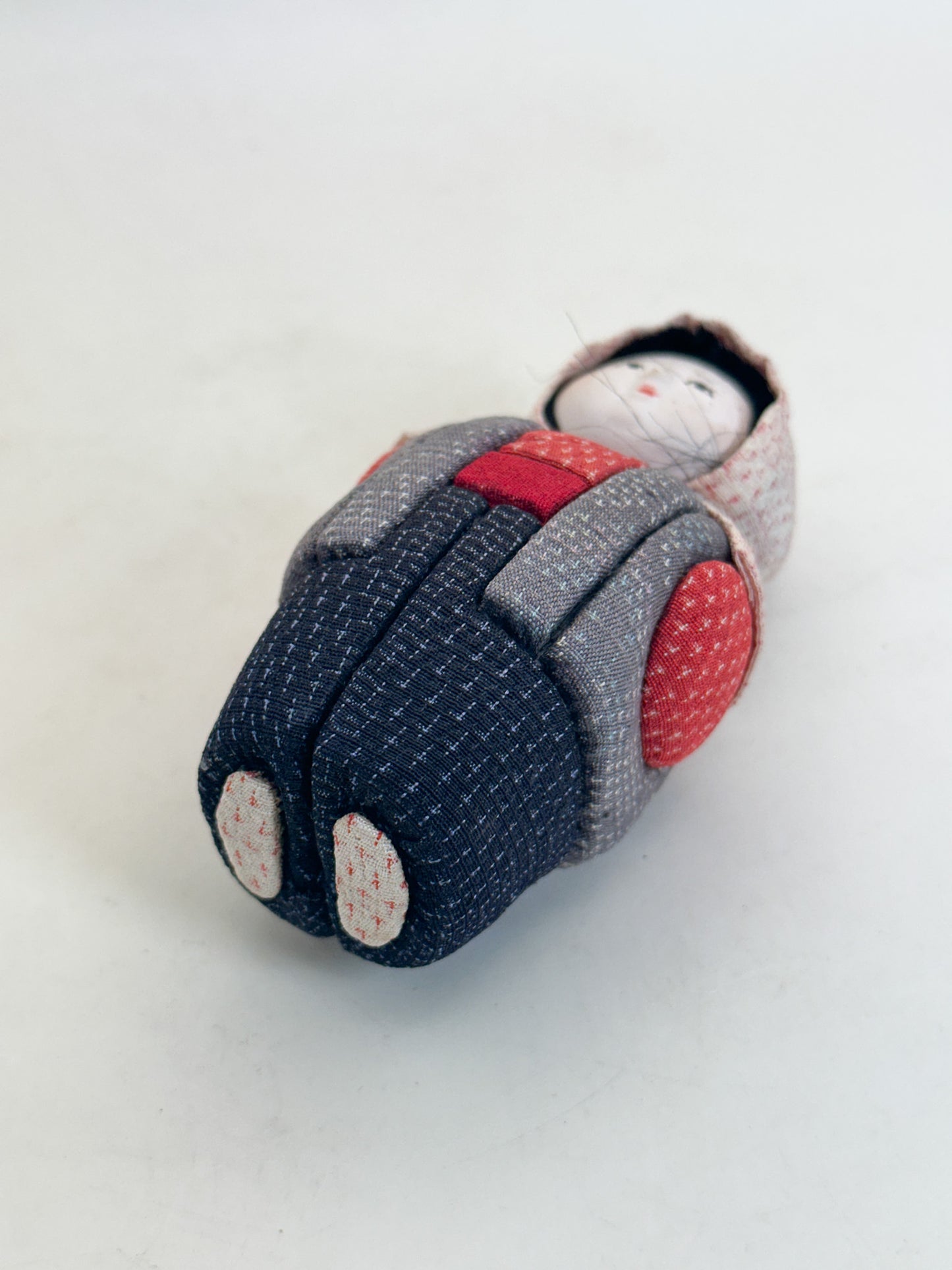 FT588 - Poupée Kimekomi 木目込人形