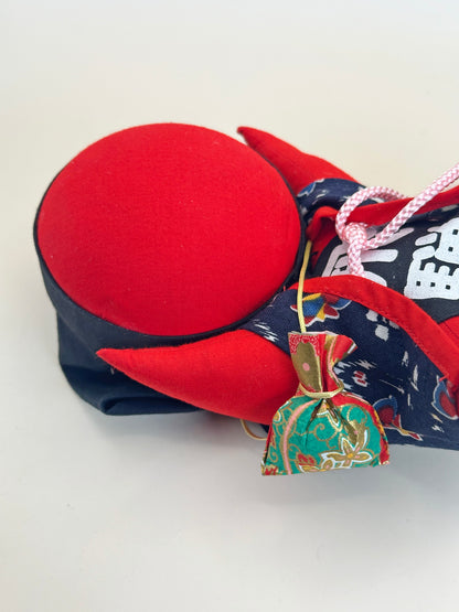 FT276 - Omiyage Crafts of Hida Sarubobo さるぼぼ