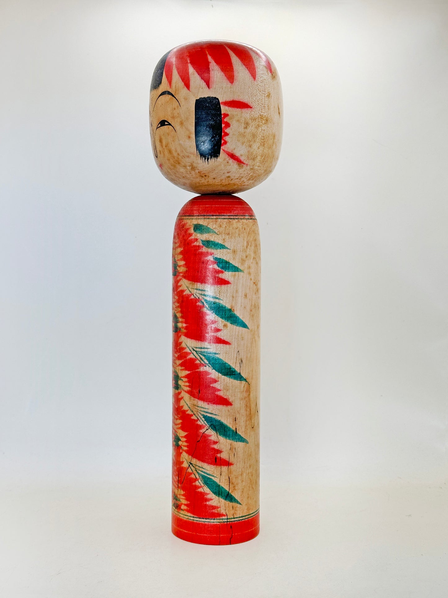 K30035 - Zao Kokeshi por Atsuo Tanaka 田中敦夫
