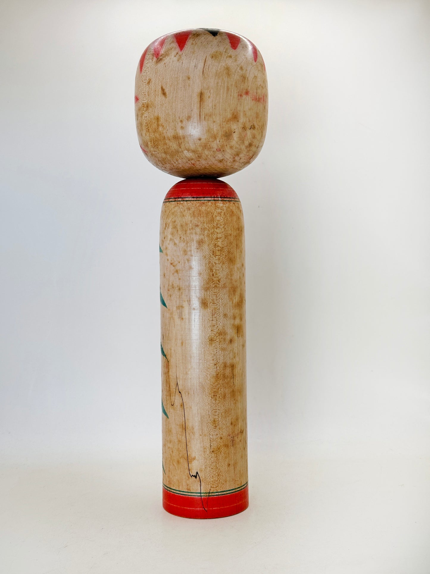 K30035 - Zao Kokeshi por Atsuo Tanaka 田中敦夫