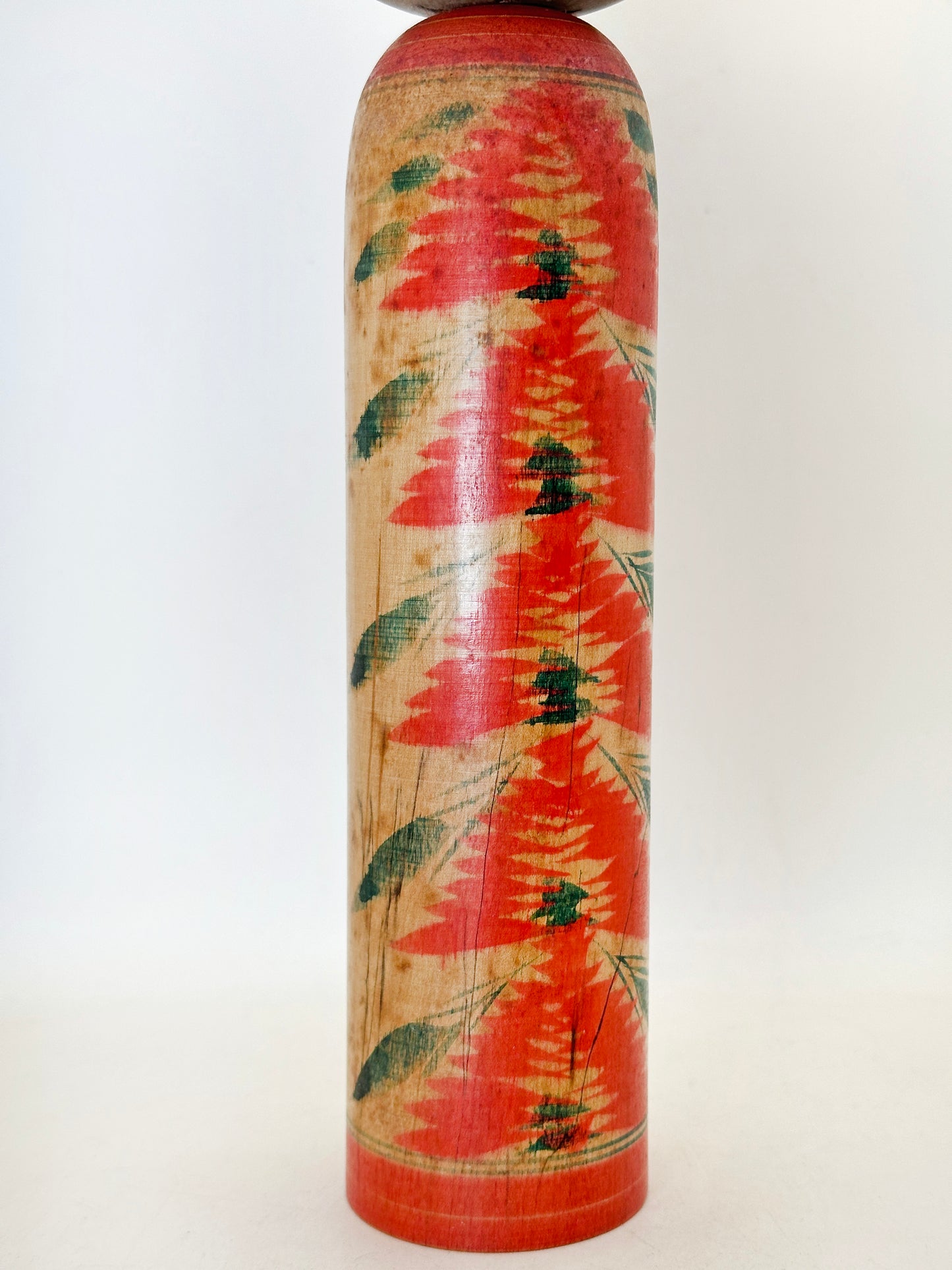 K30035 - Zao Kokeshi por Atsuo Tanaka 田中敦夫