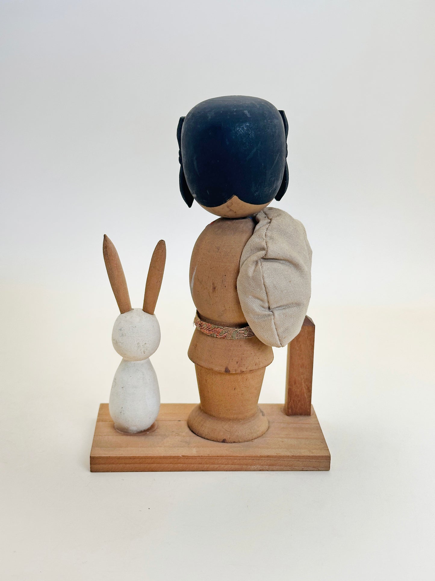 K15107 - Omiyage The White Hare of Inaba 因幡の白兎