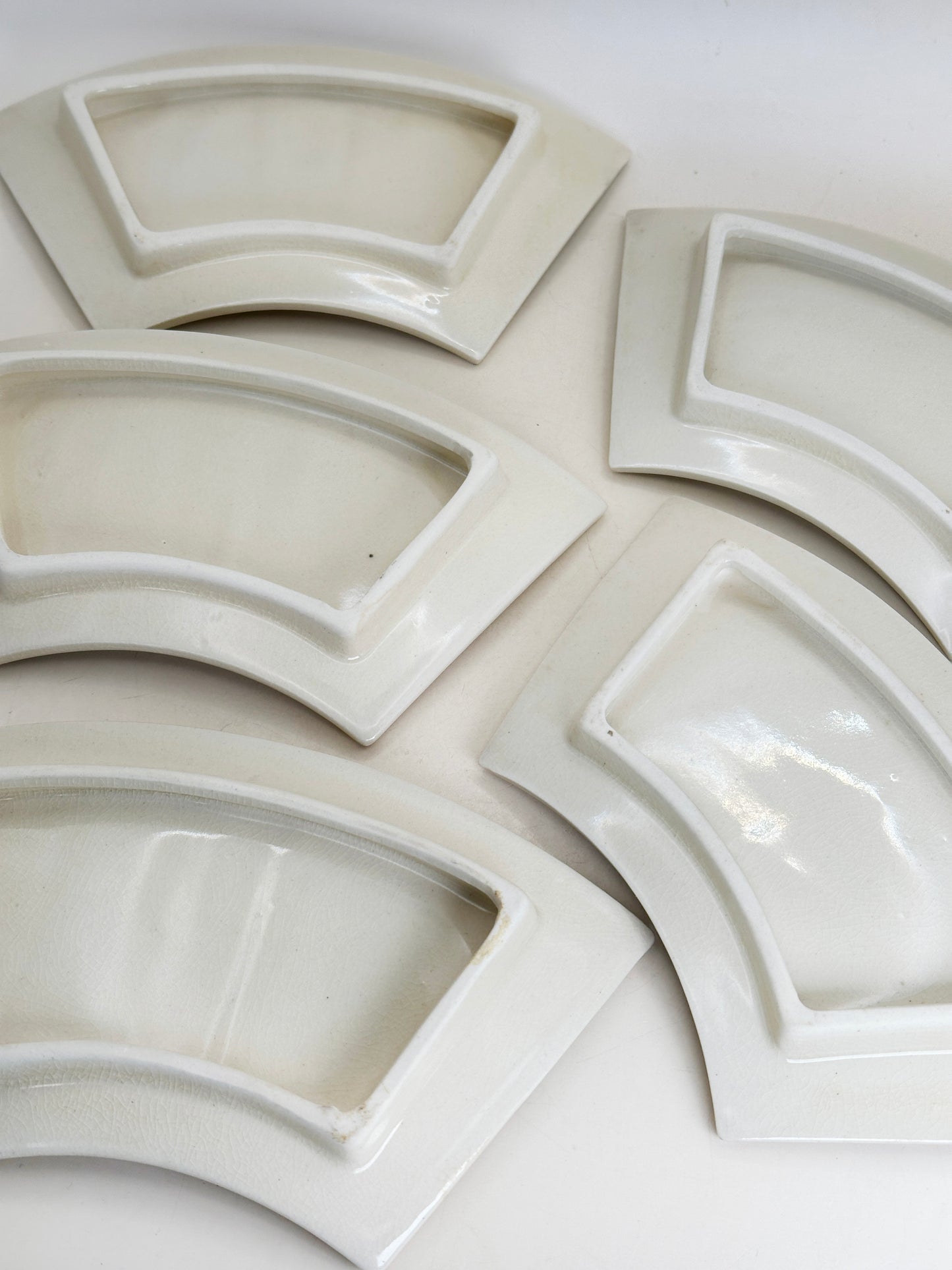 TB254 - Platos de gres de Kioto de Katō Zenshō 京焼